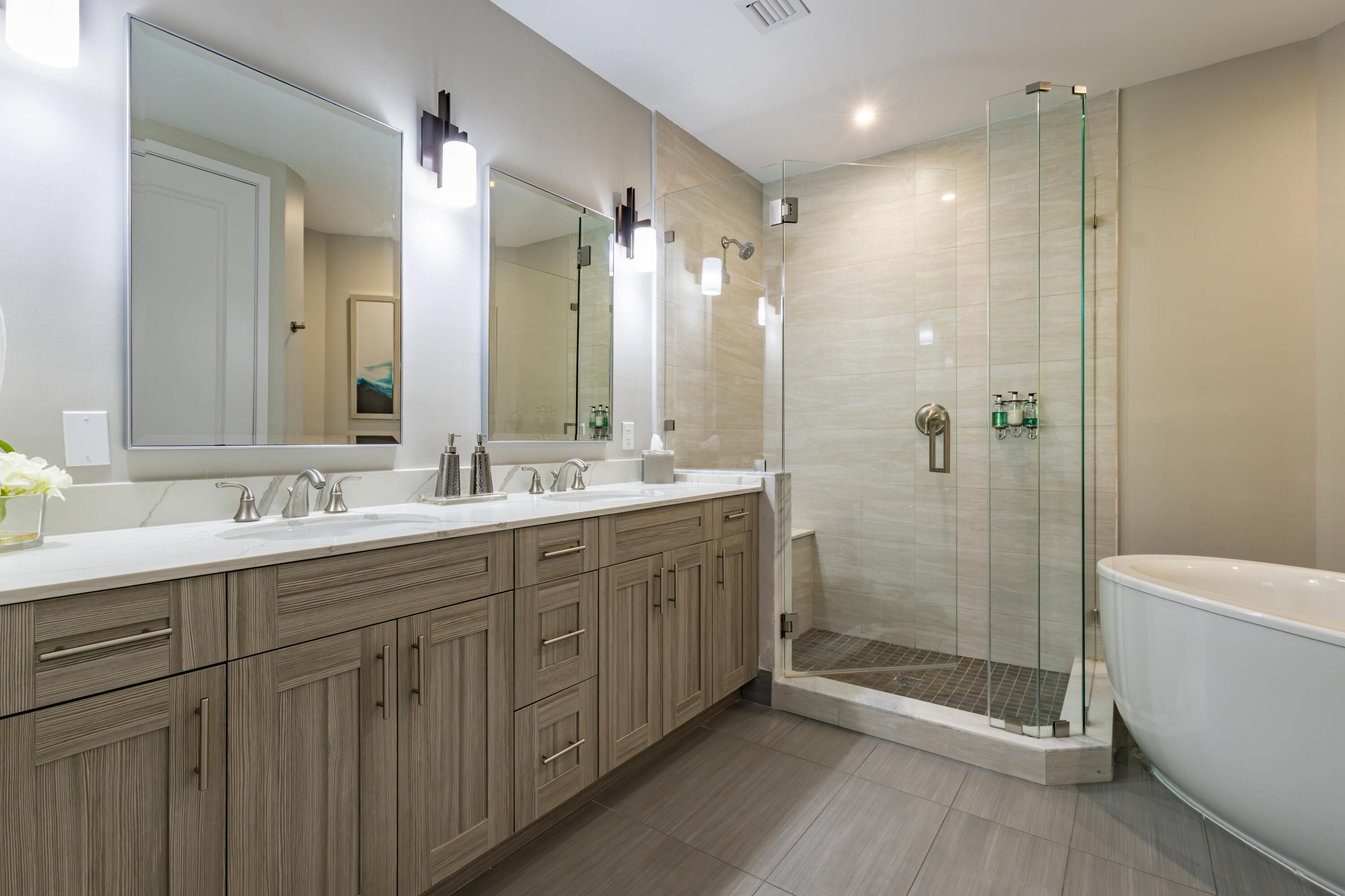 19 W Playa Largo Boulevard