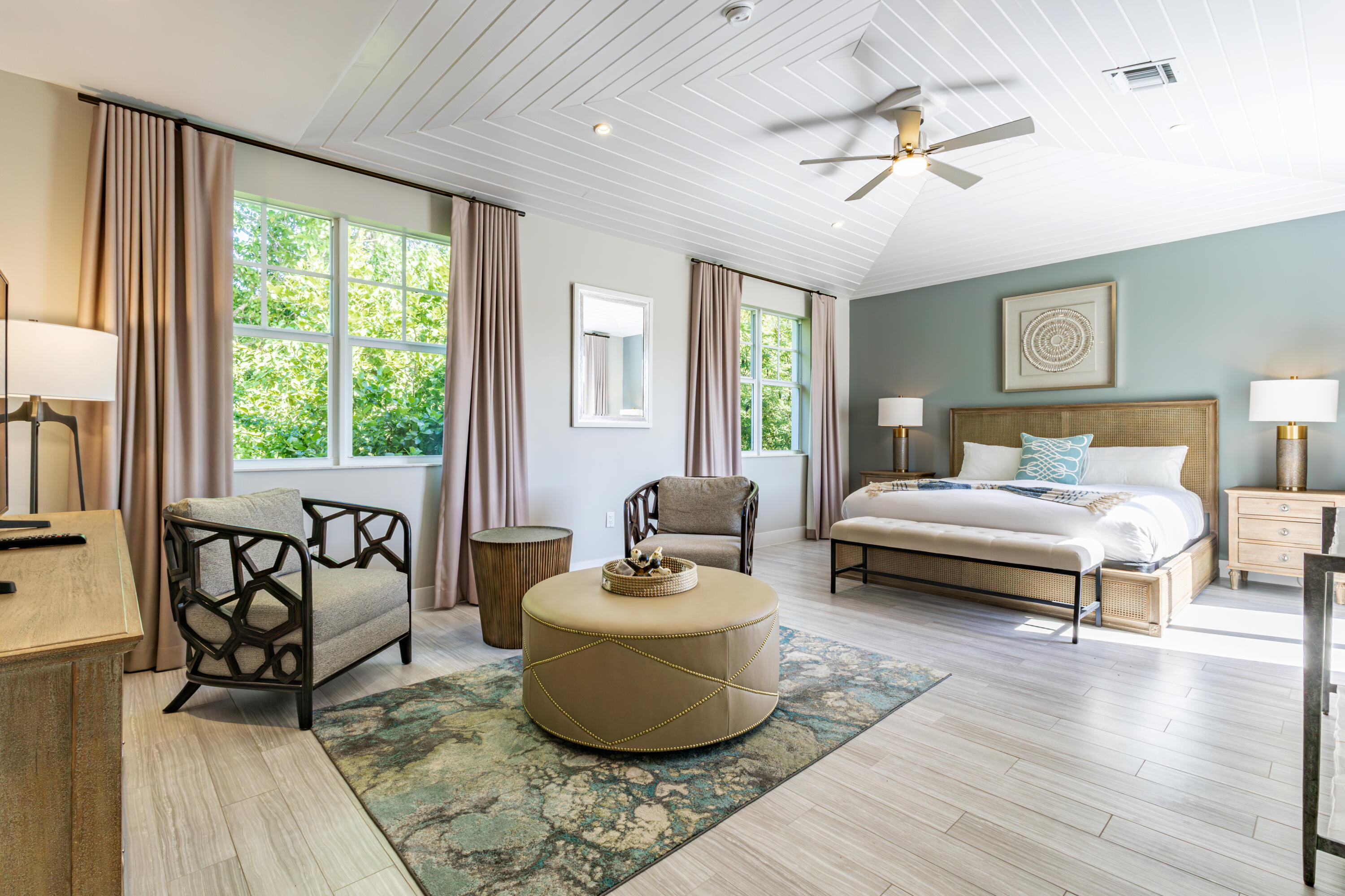 19 W Playa Largo Boulevard