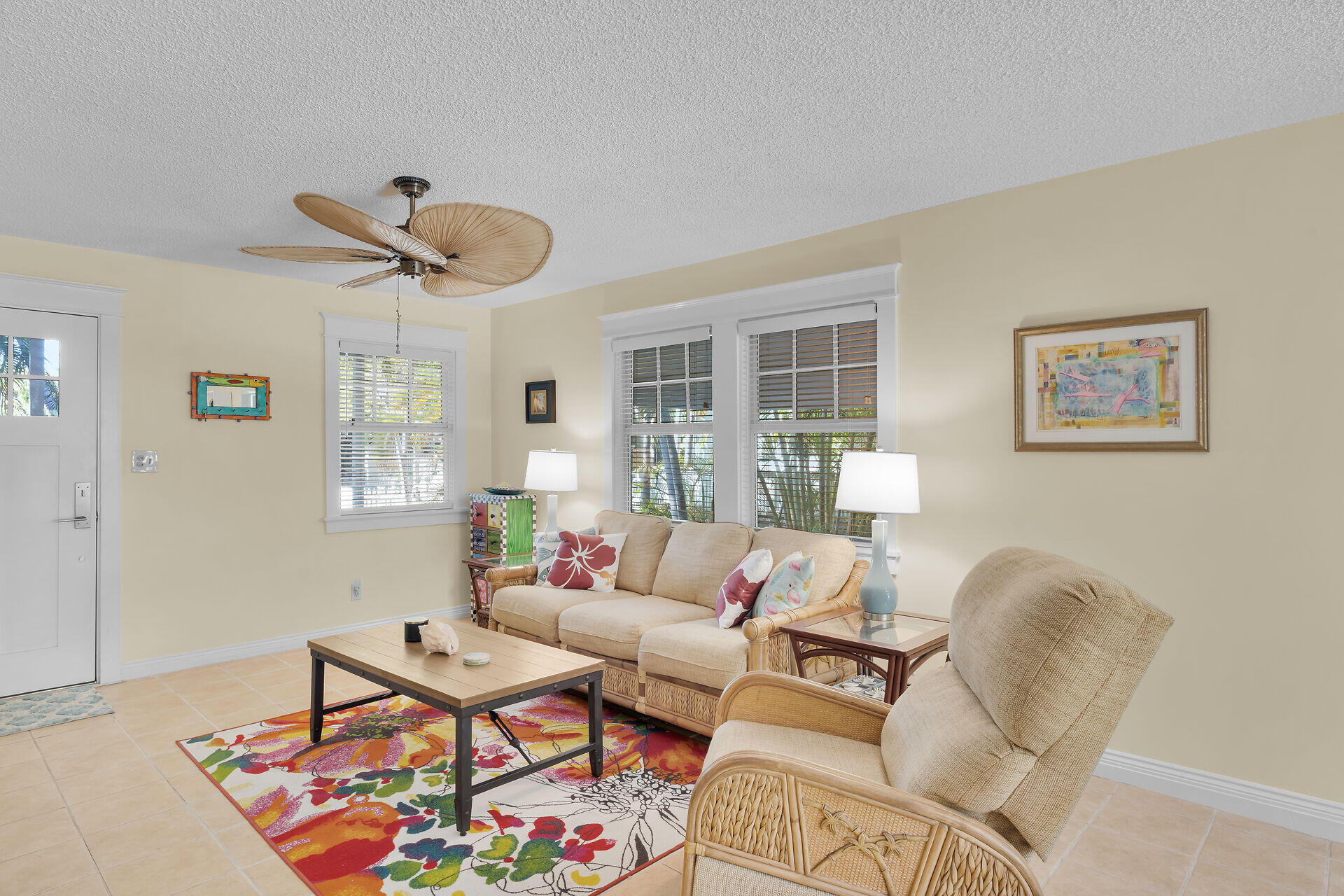 2911 Seidenberg Avenue