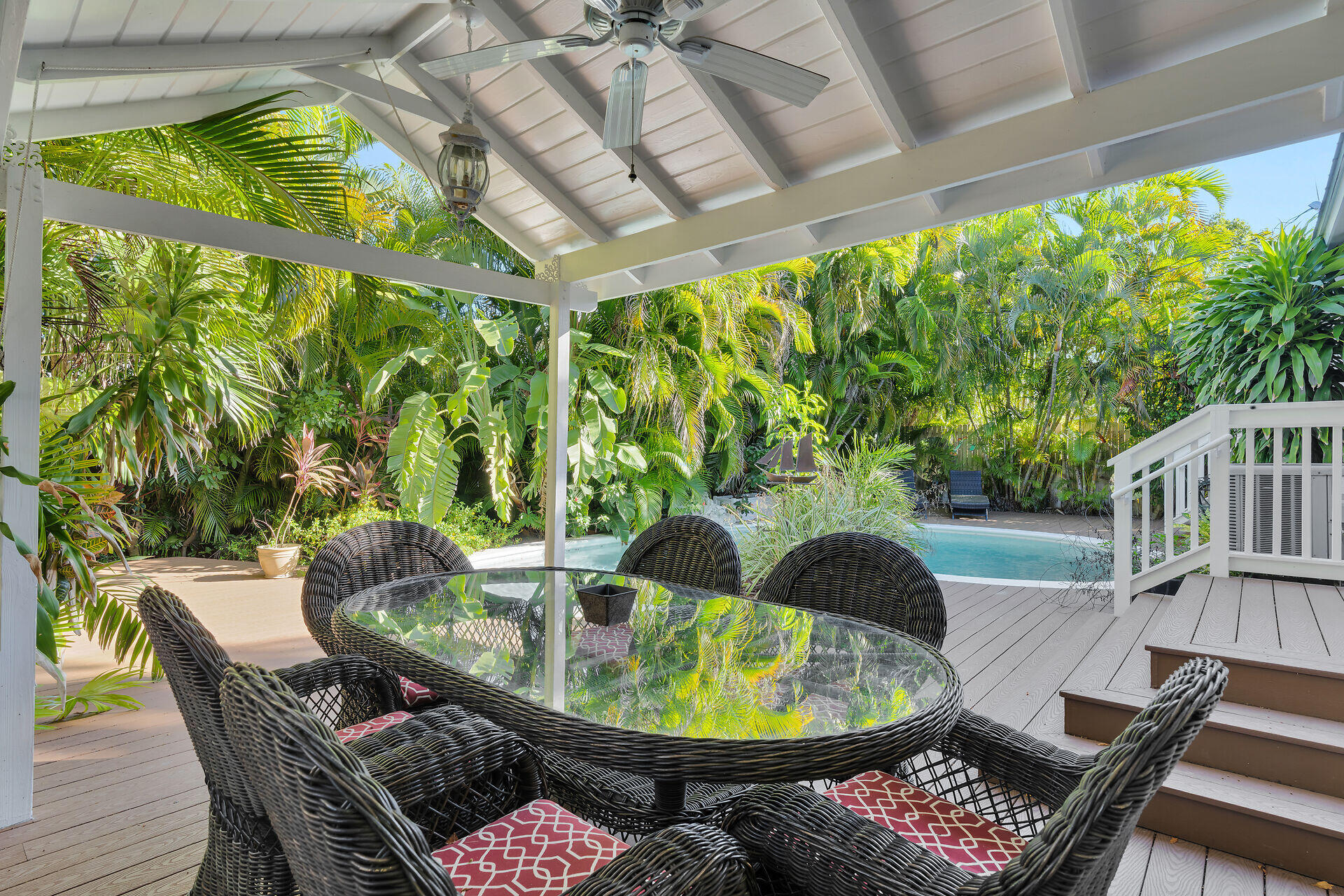 2911 Seidenberg Avenue