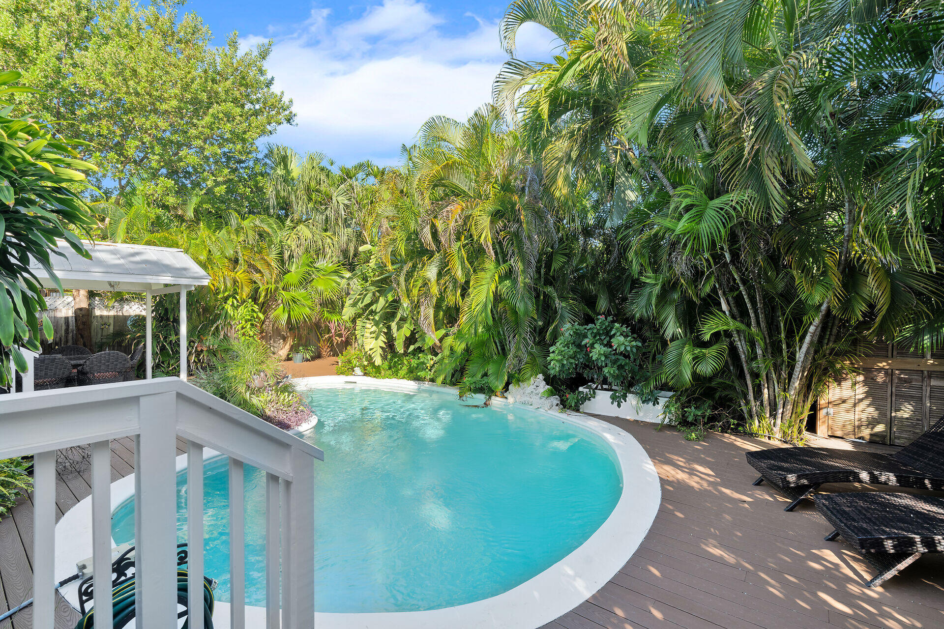 2911 Seidenberg Avenue