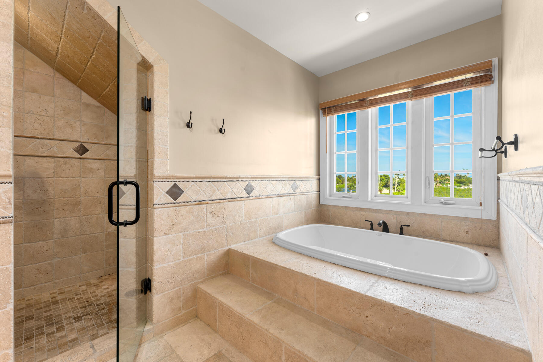 24 Cannon Royal Drive