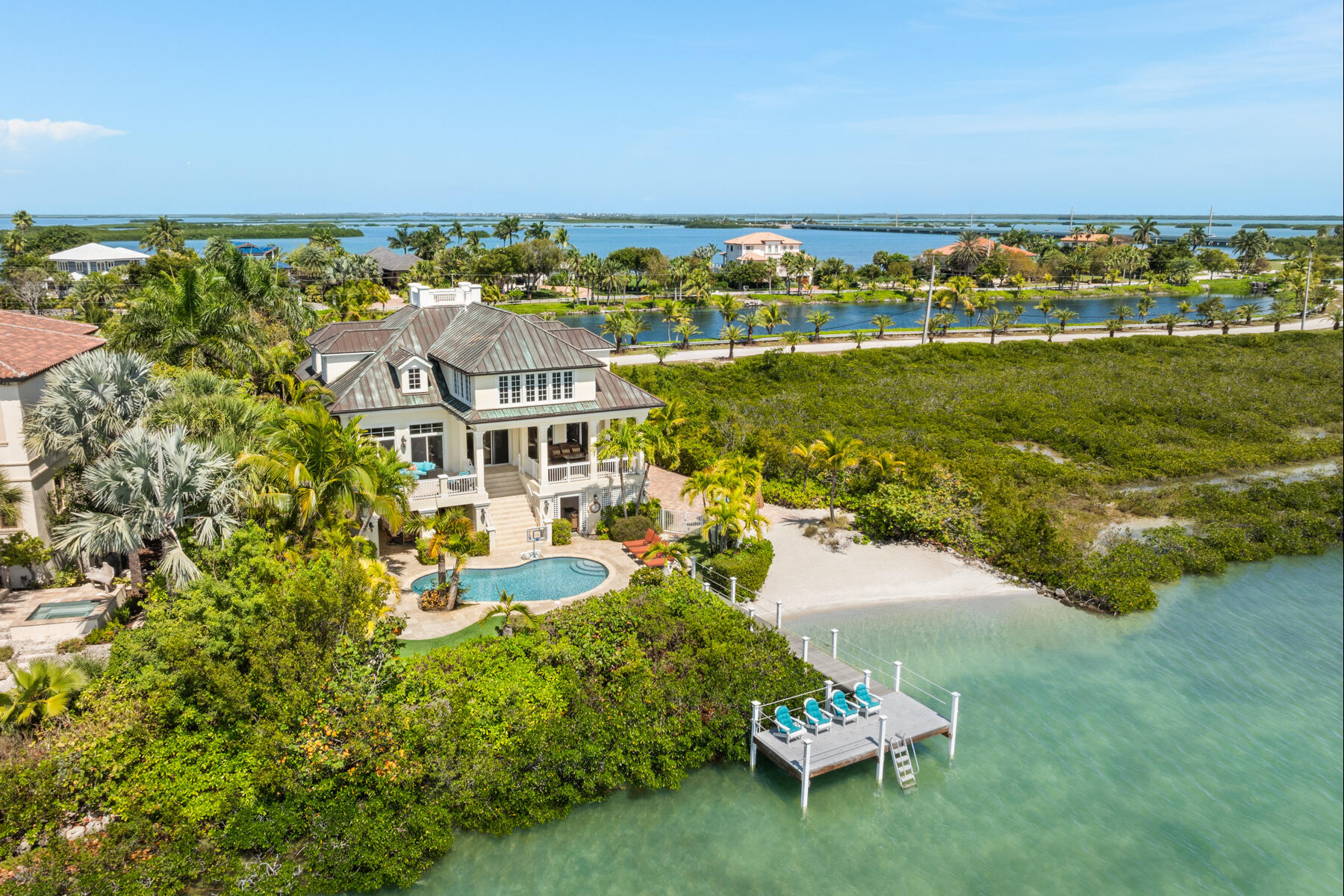 24 Cannon Royal Drive