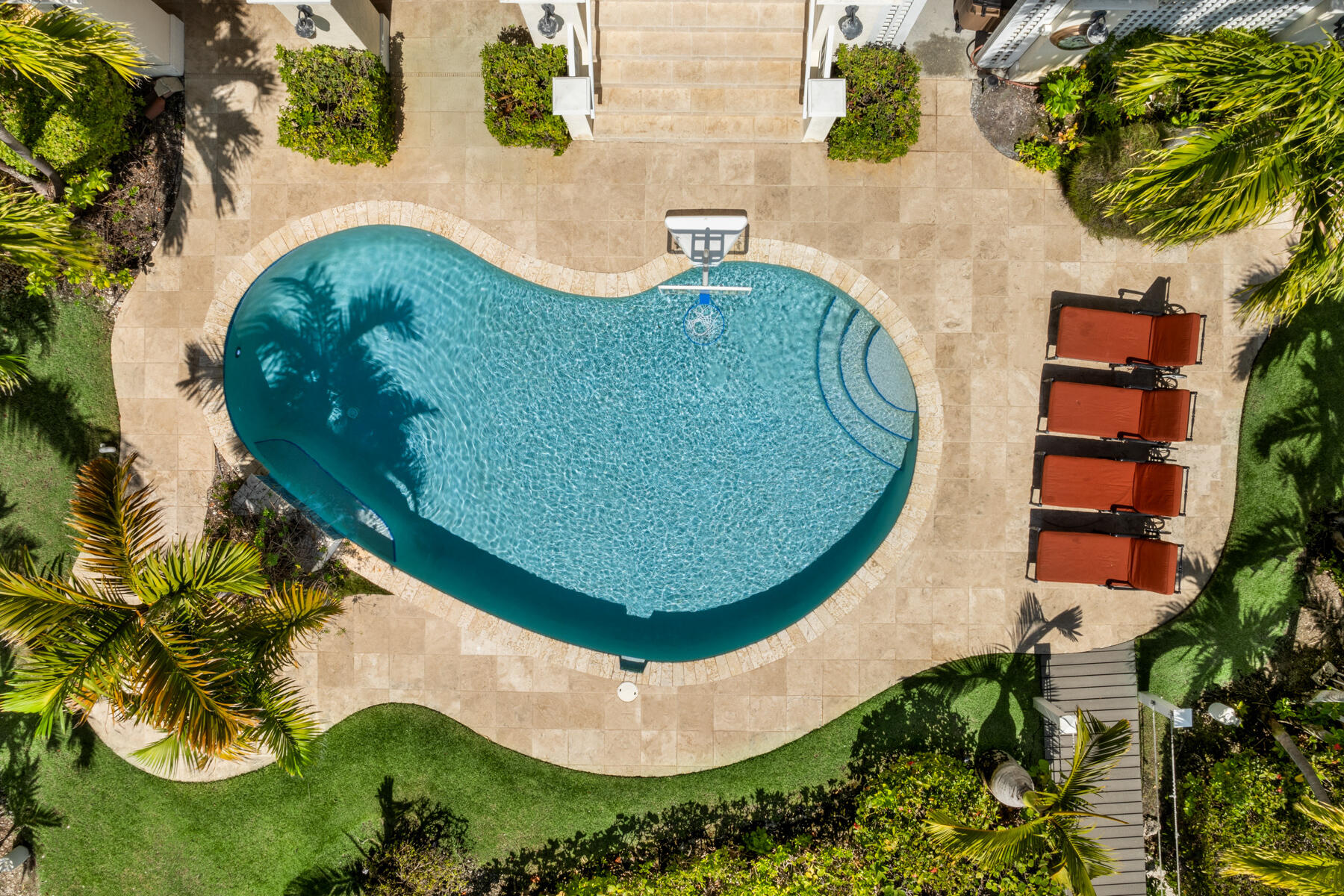 24 Cannon Royal Drive