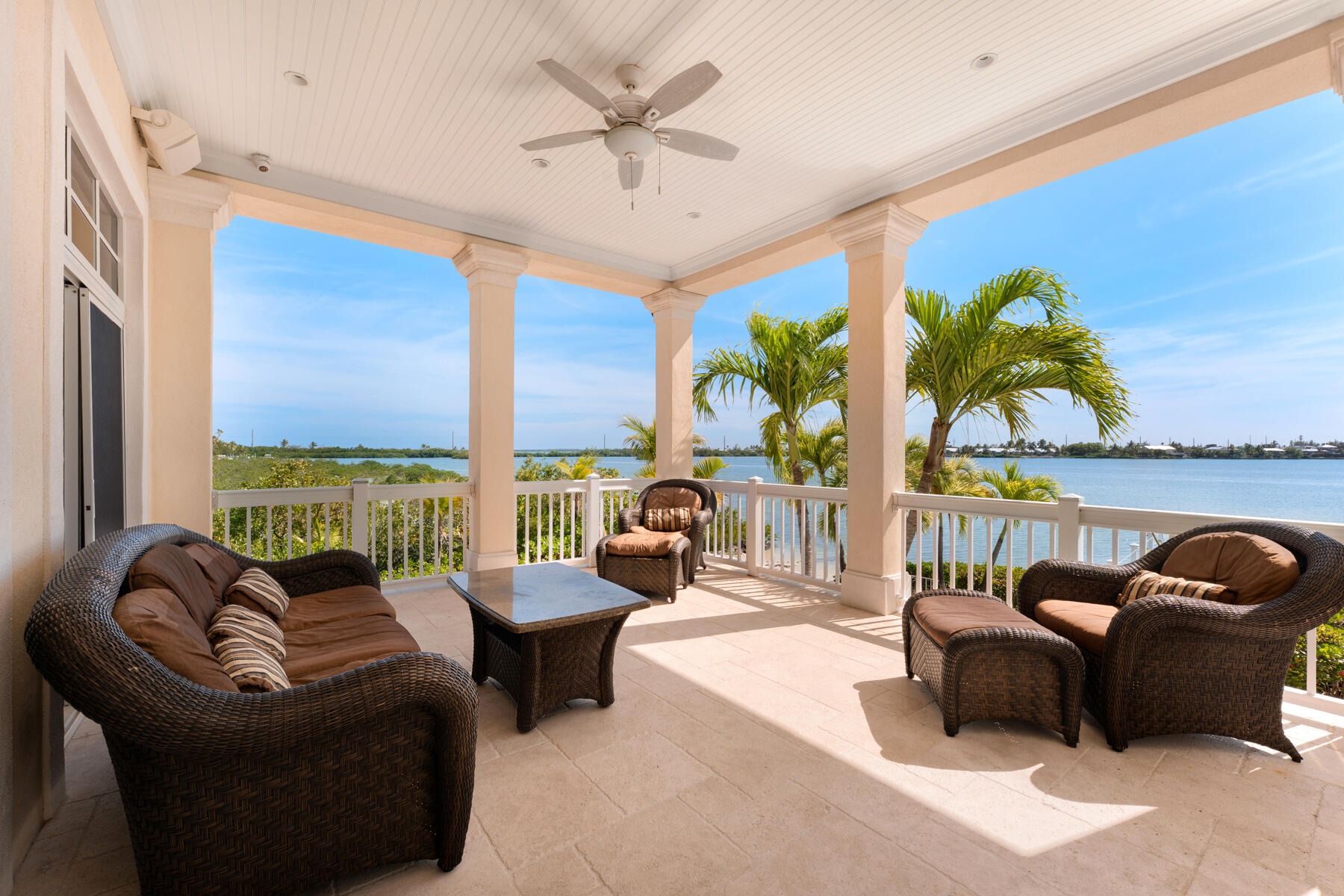 24 Cannon Royal Drive