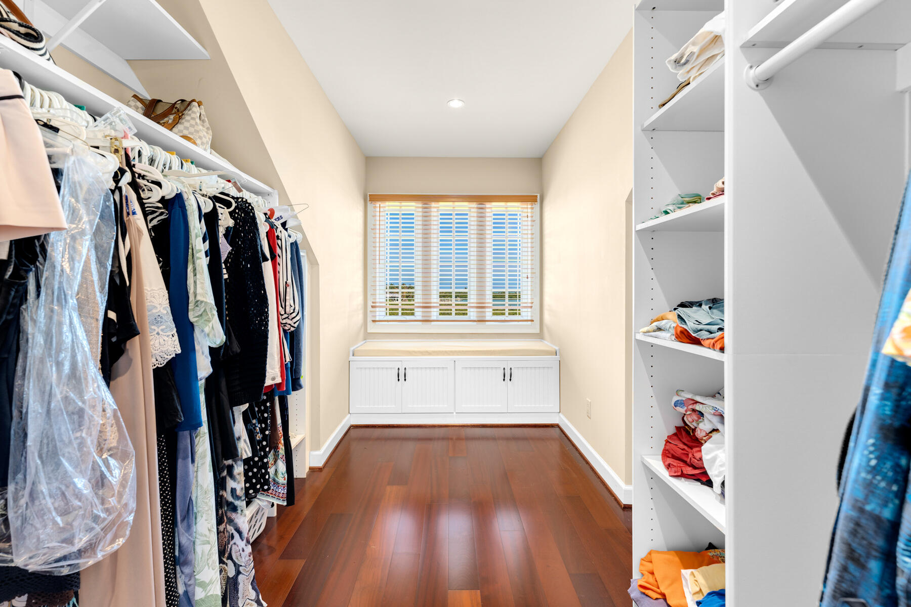 24 Cannon Royal Drive