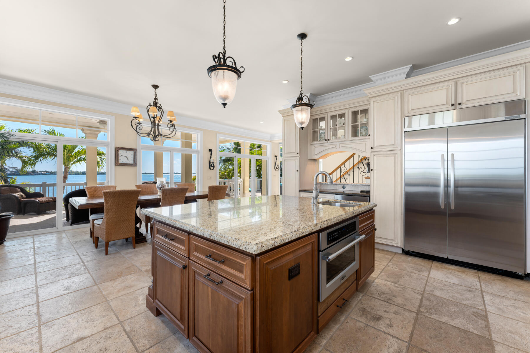 24 Cannon Royal Drive