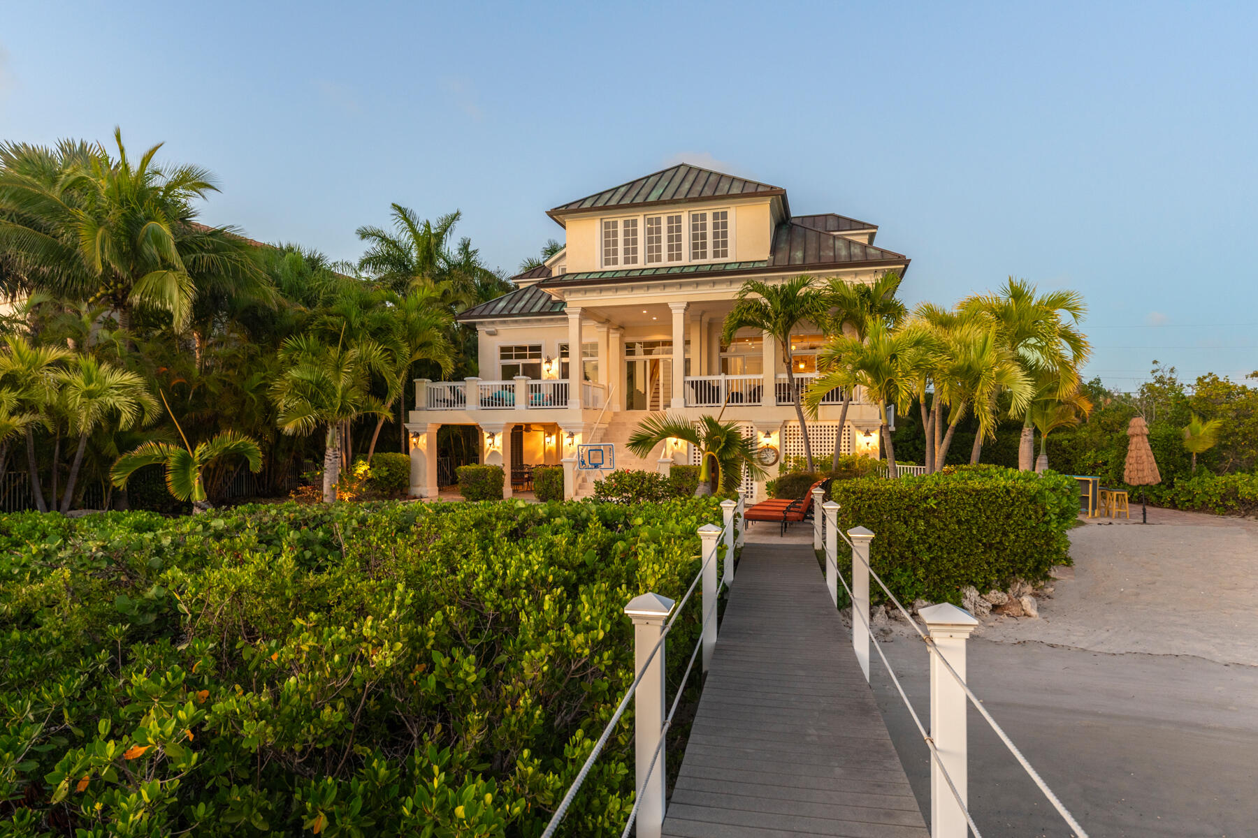 24 Cannon Royal Drive