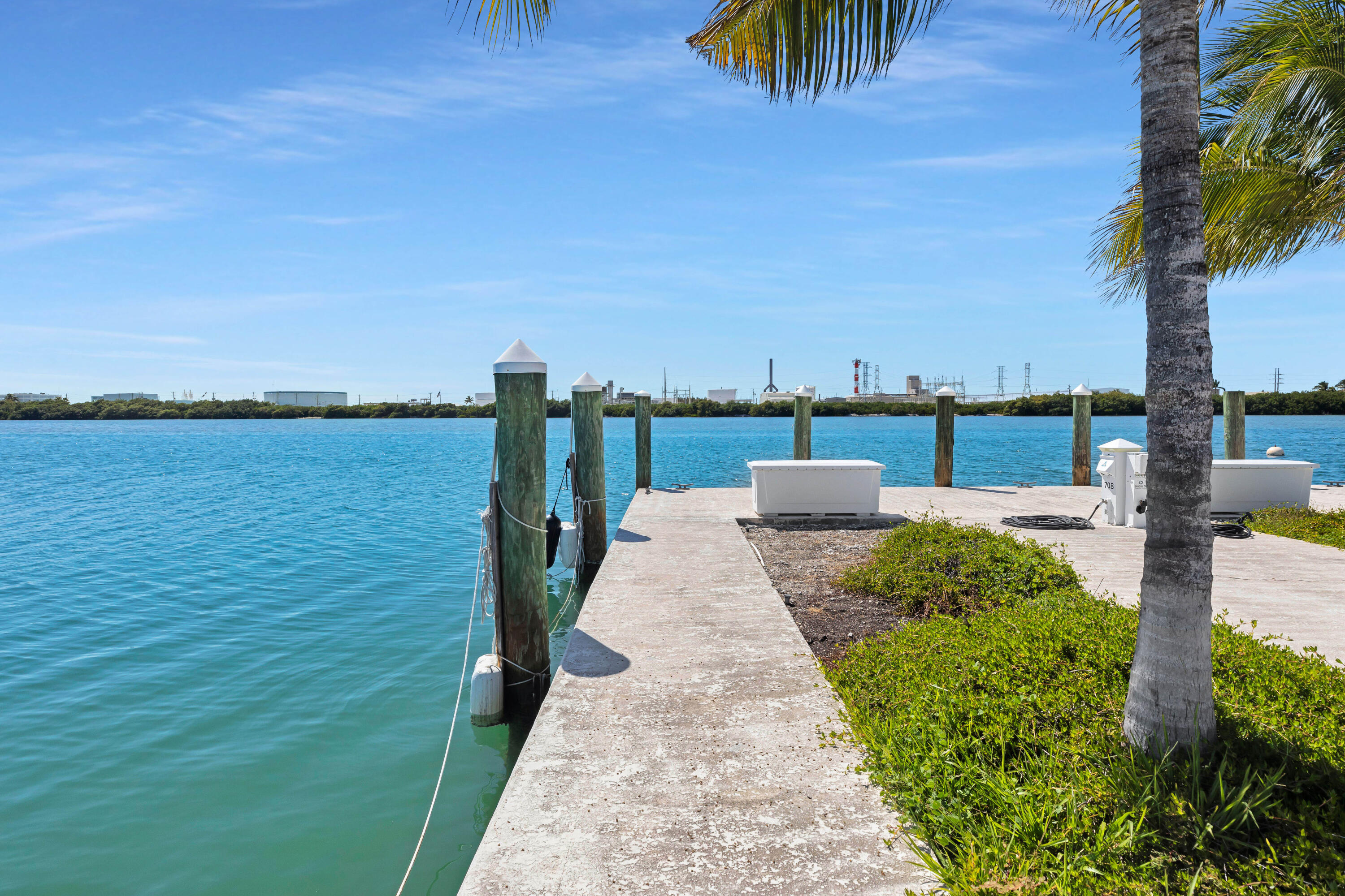 5950 Peninsular Avenue Unit: 708