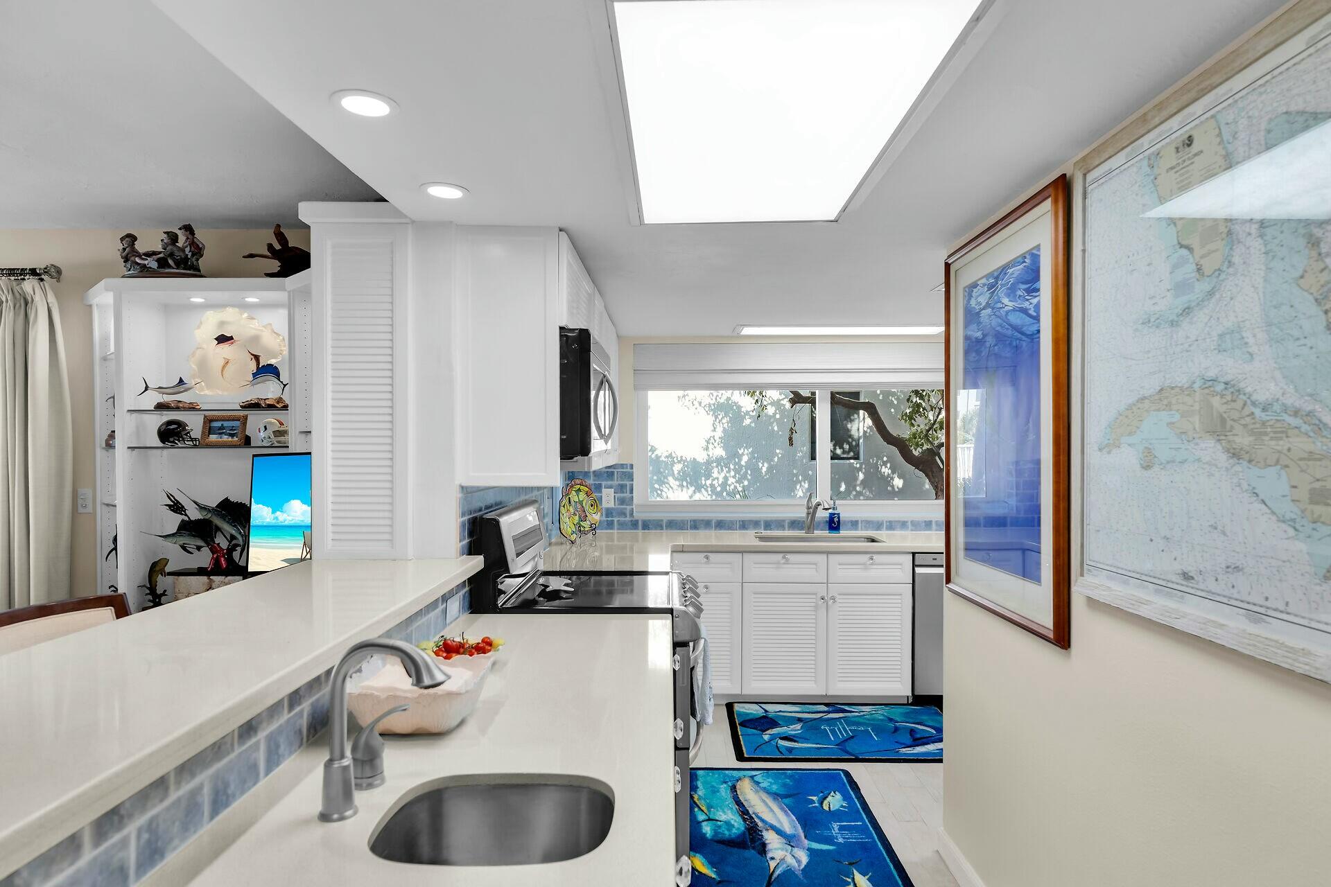 96 Avenue C Unit: 5