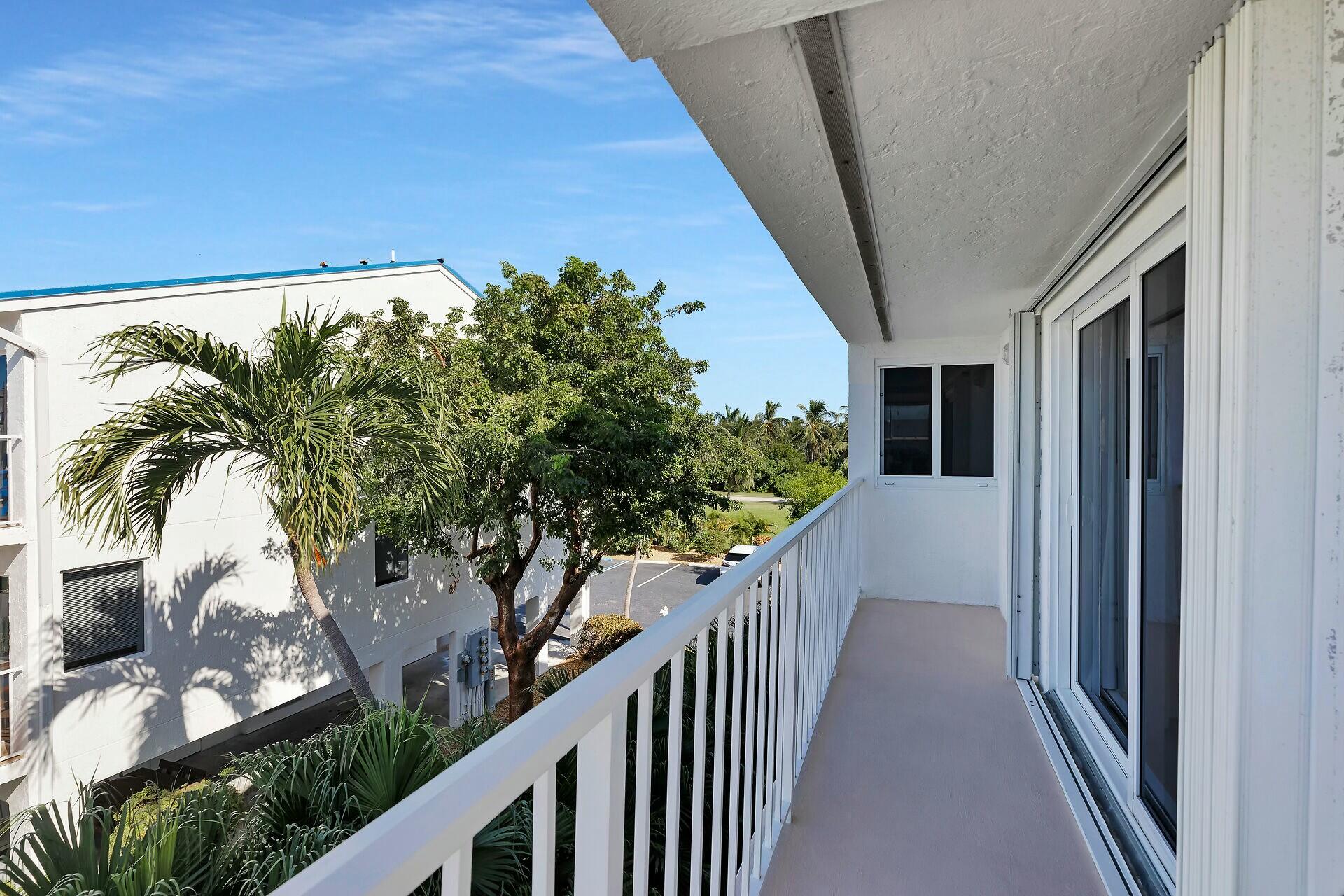 96 Avenue C Unit: 5