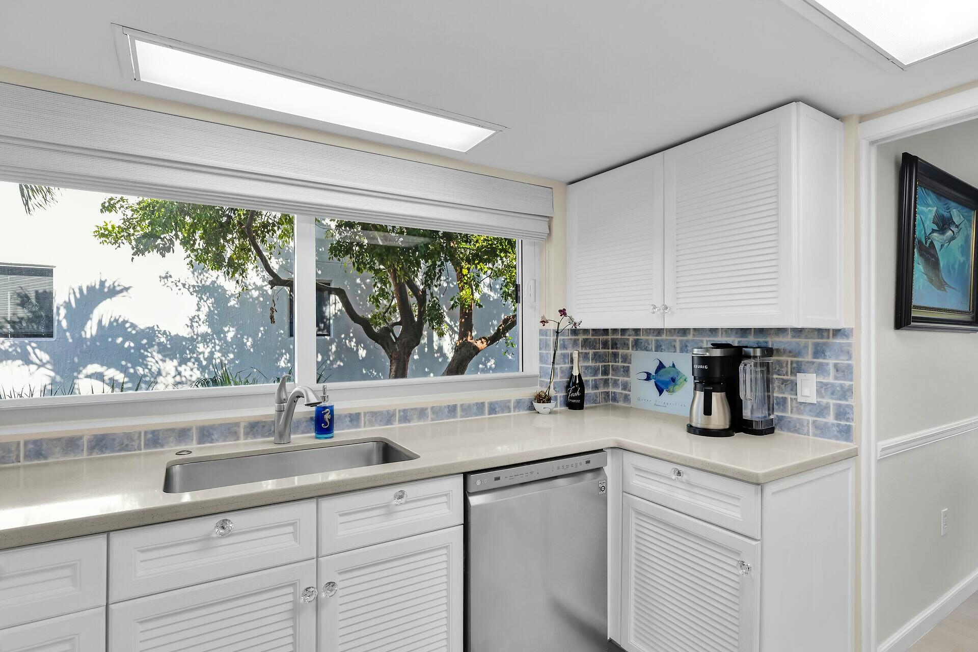 96 Avenue C Unit: 5