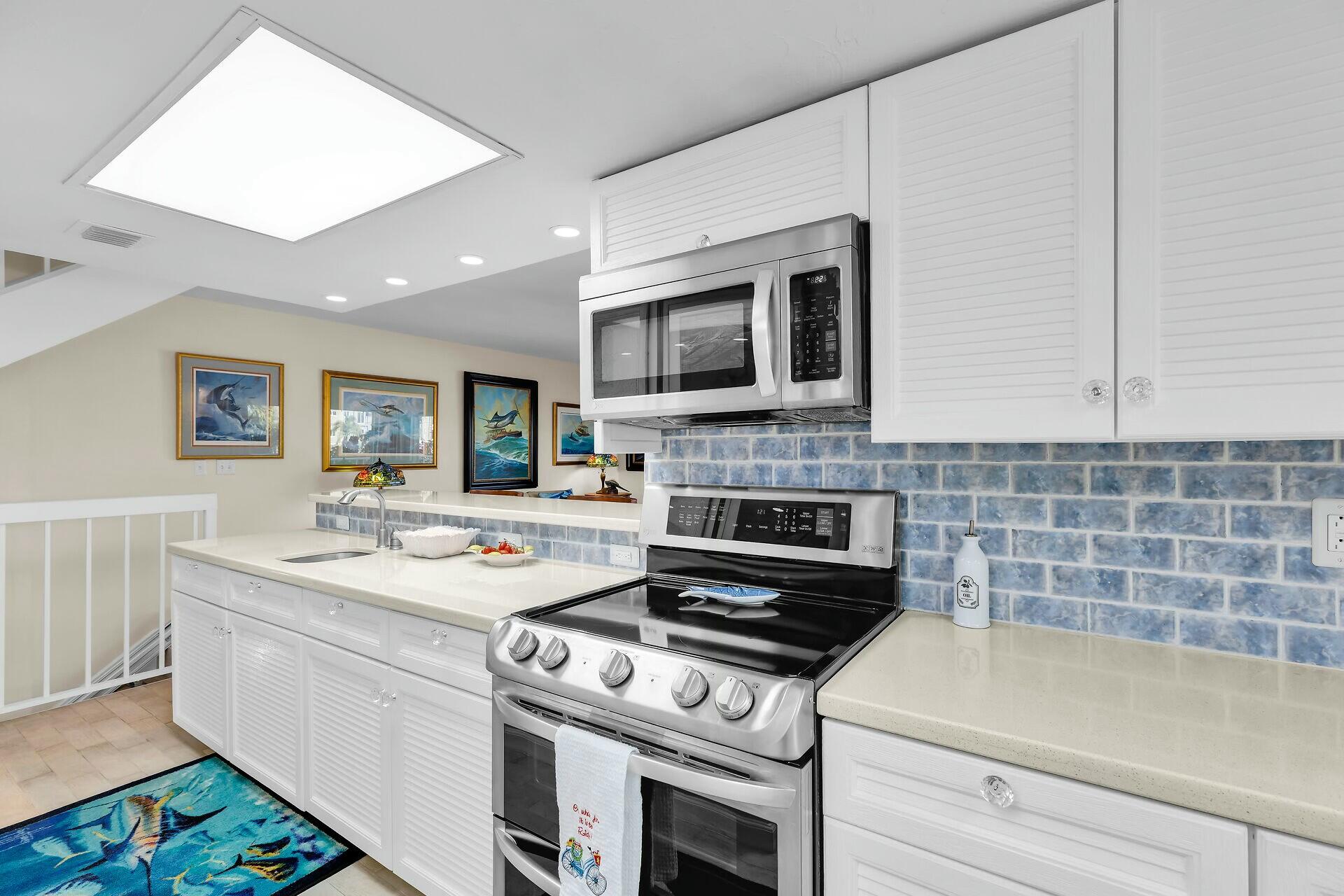 96 Avenue C Unit: 5