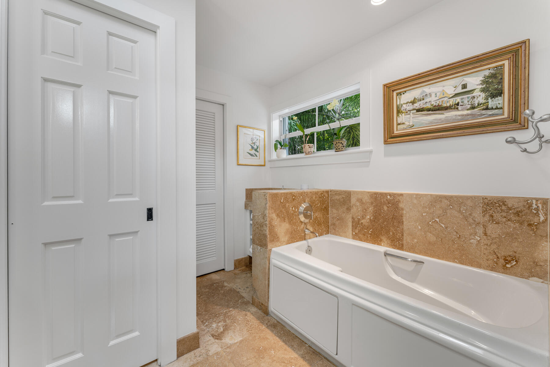 1020 Von Phister Street