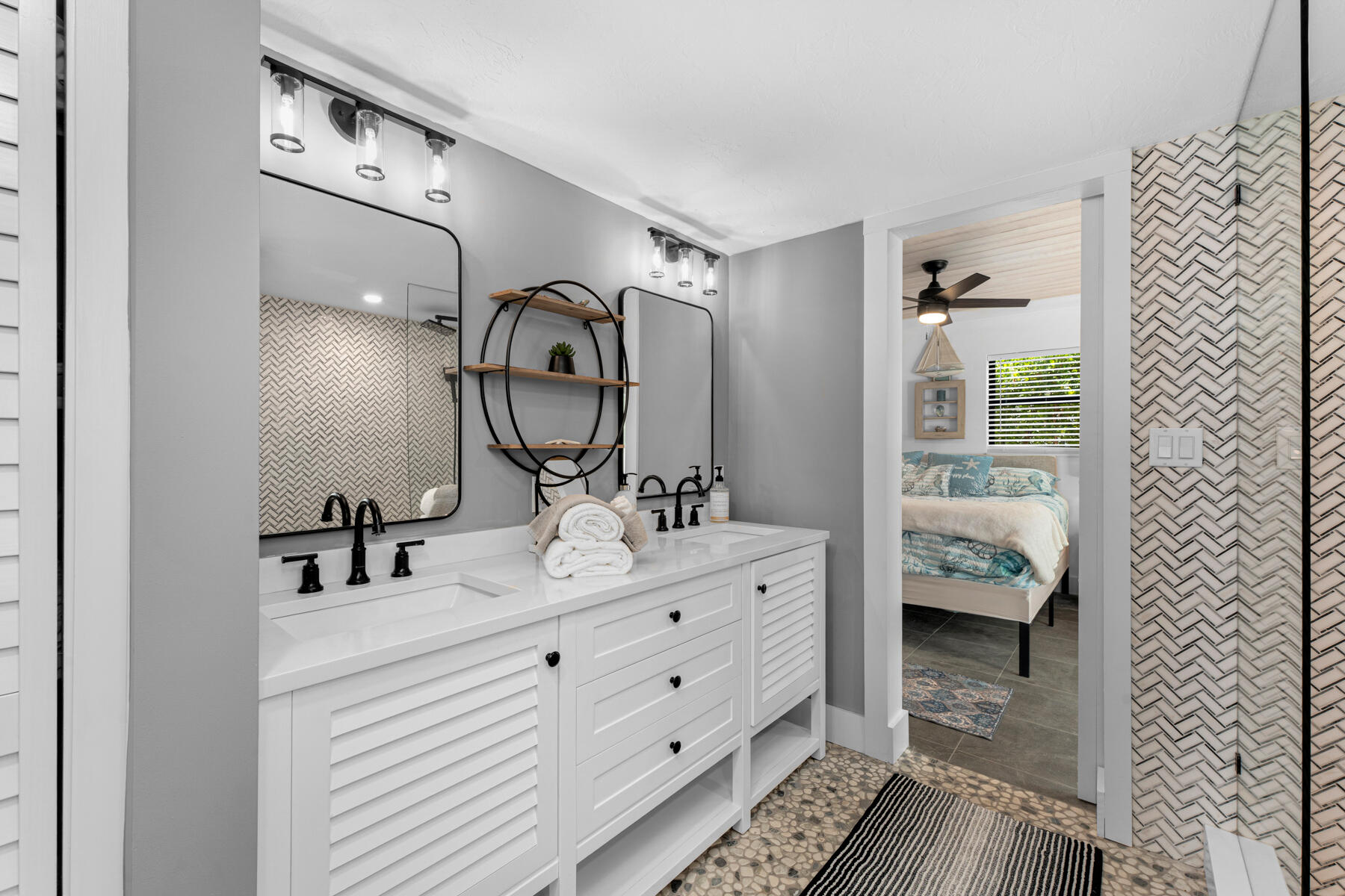 1610 Von Phister Street