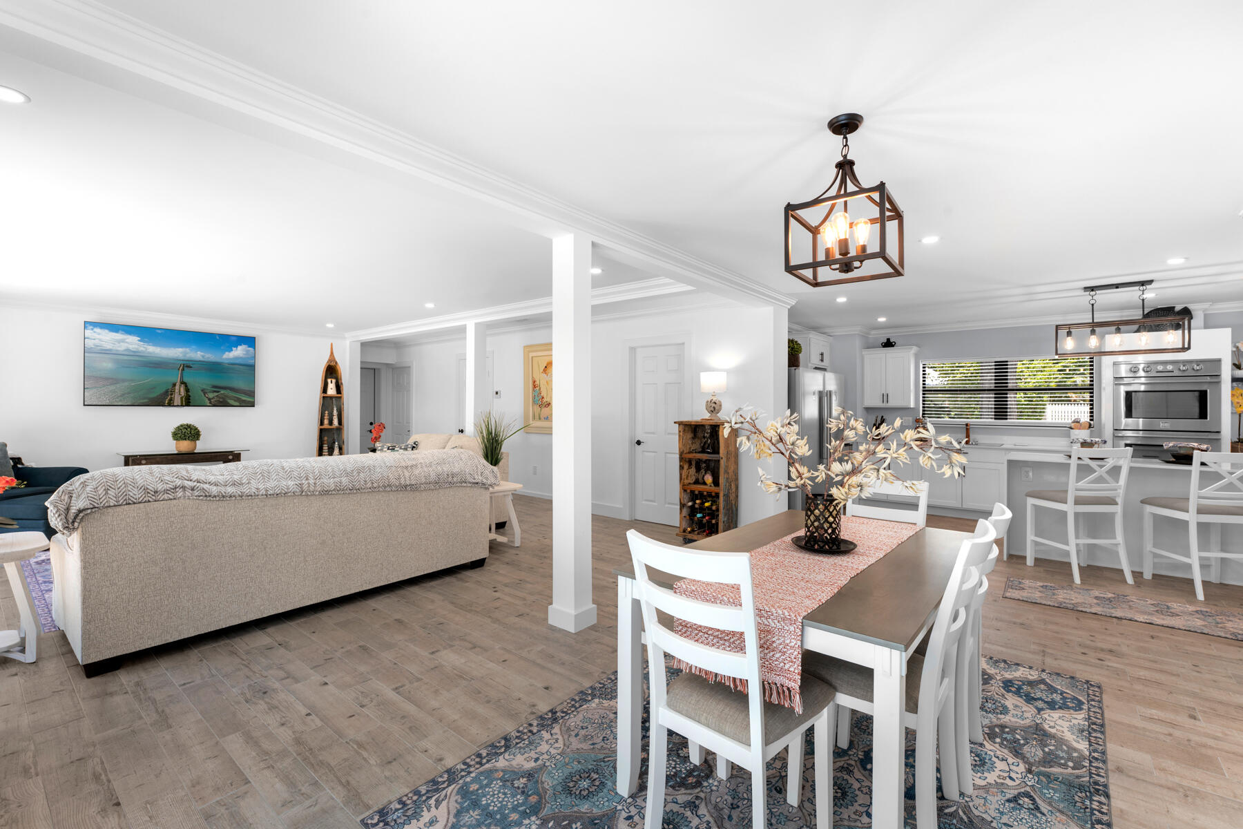 1610 Von Phister Street