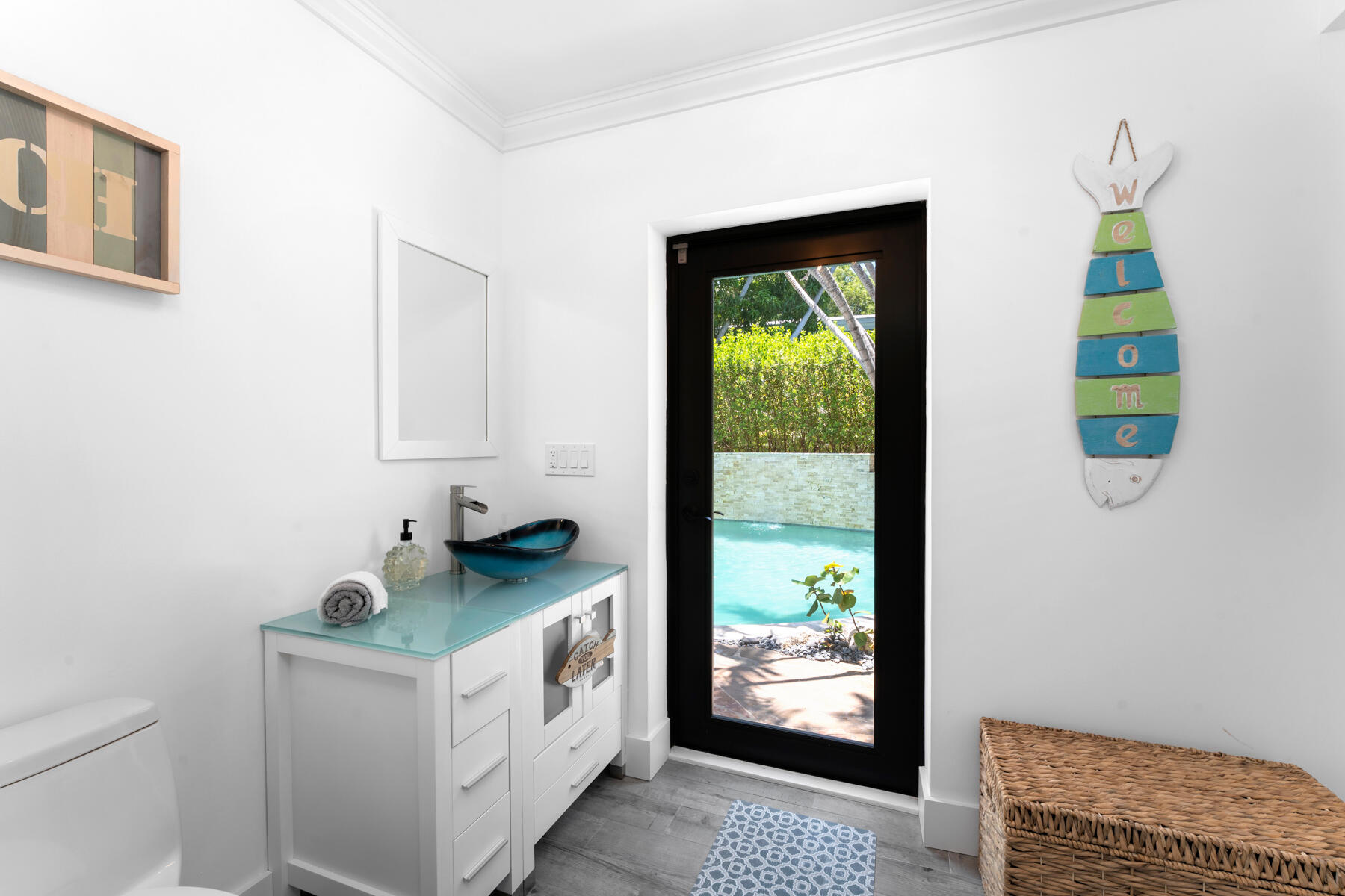 1610 Von Phister Street