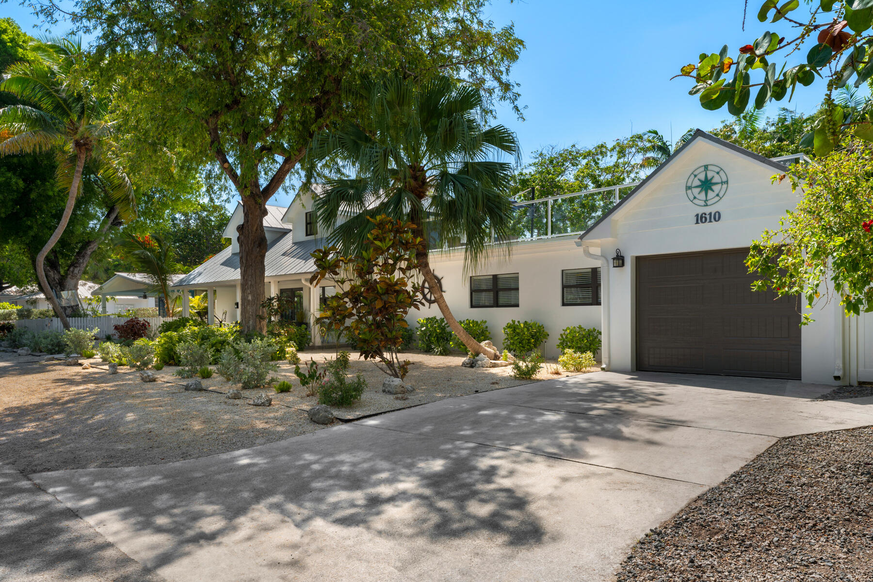 1610 Von Phister Street