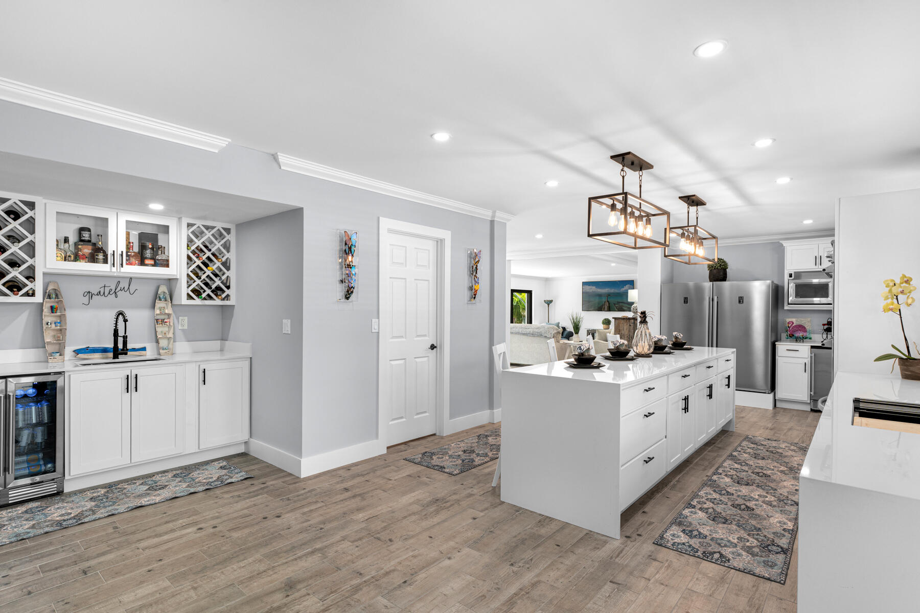 1610 Von Phister Street