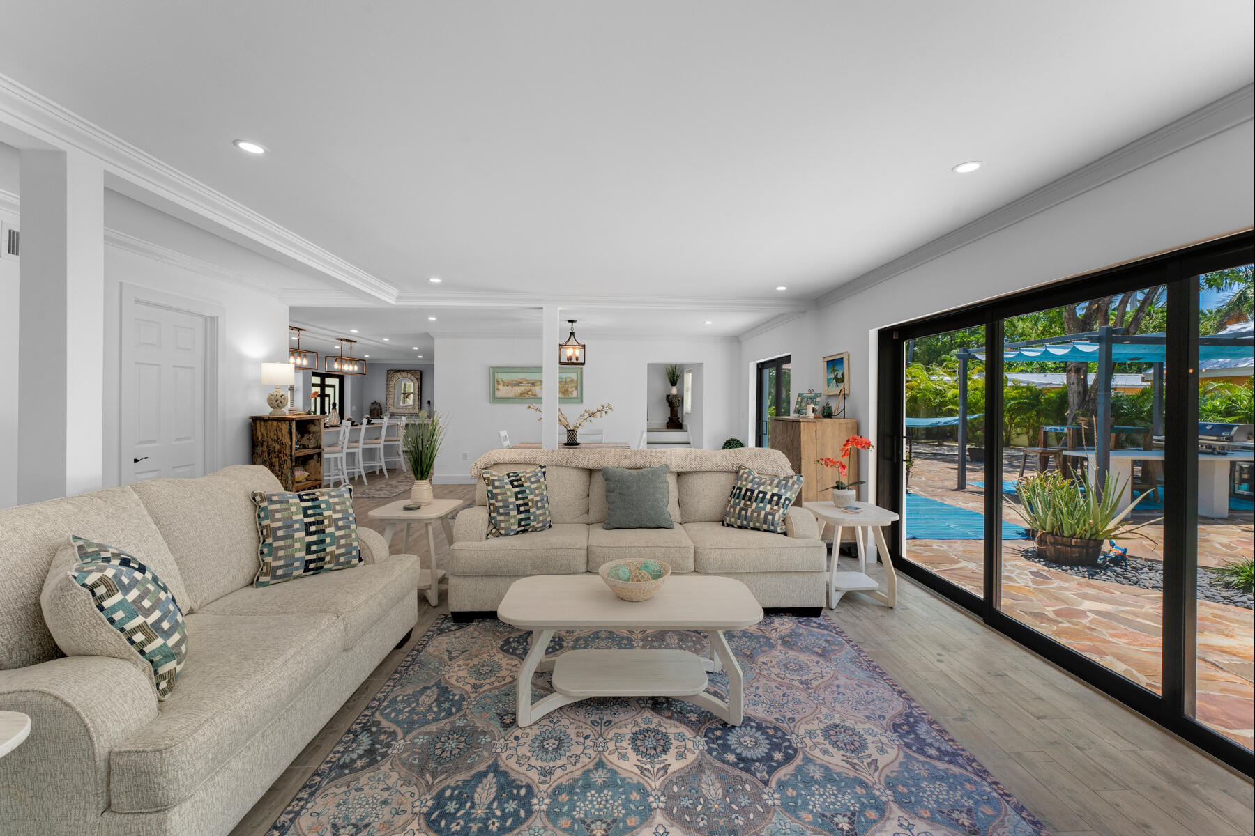 1610 Von Phister Street