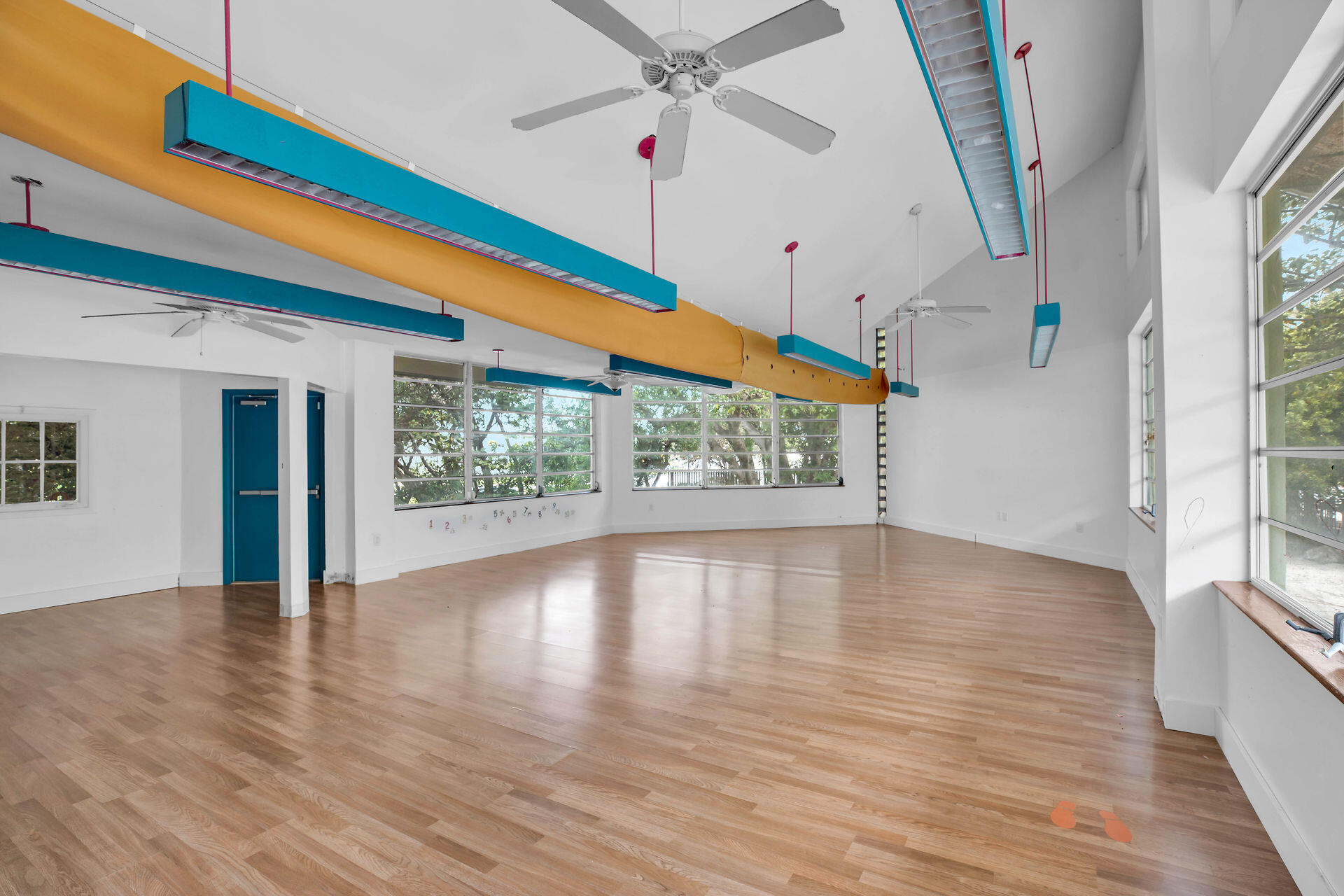 92295 Old State Road Unit: 4A