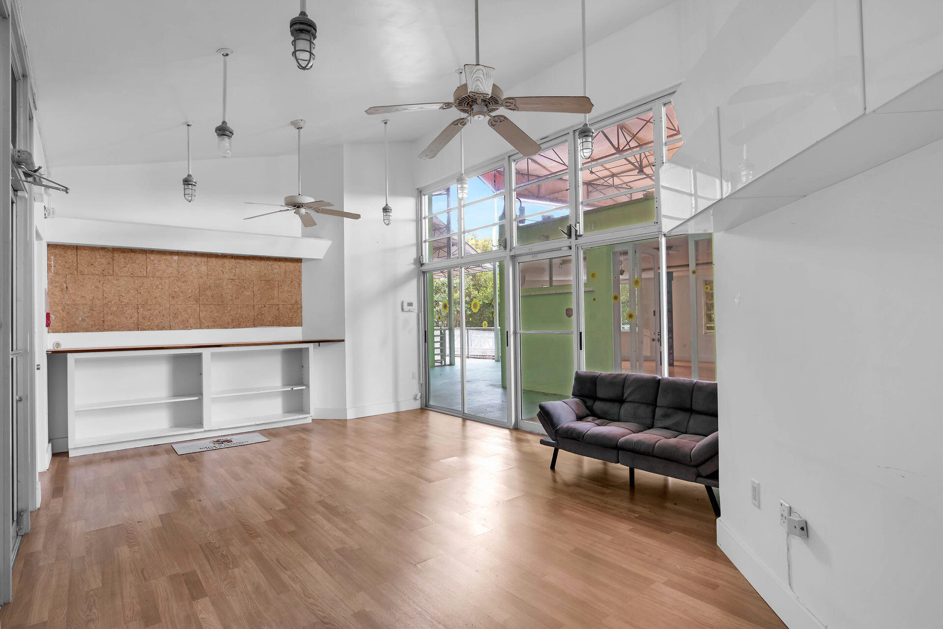 92295 Old State Road Unit: 4A