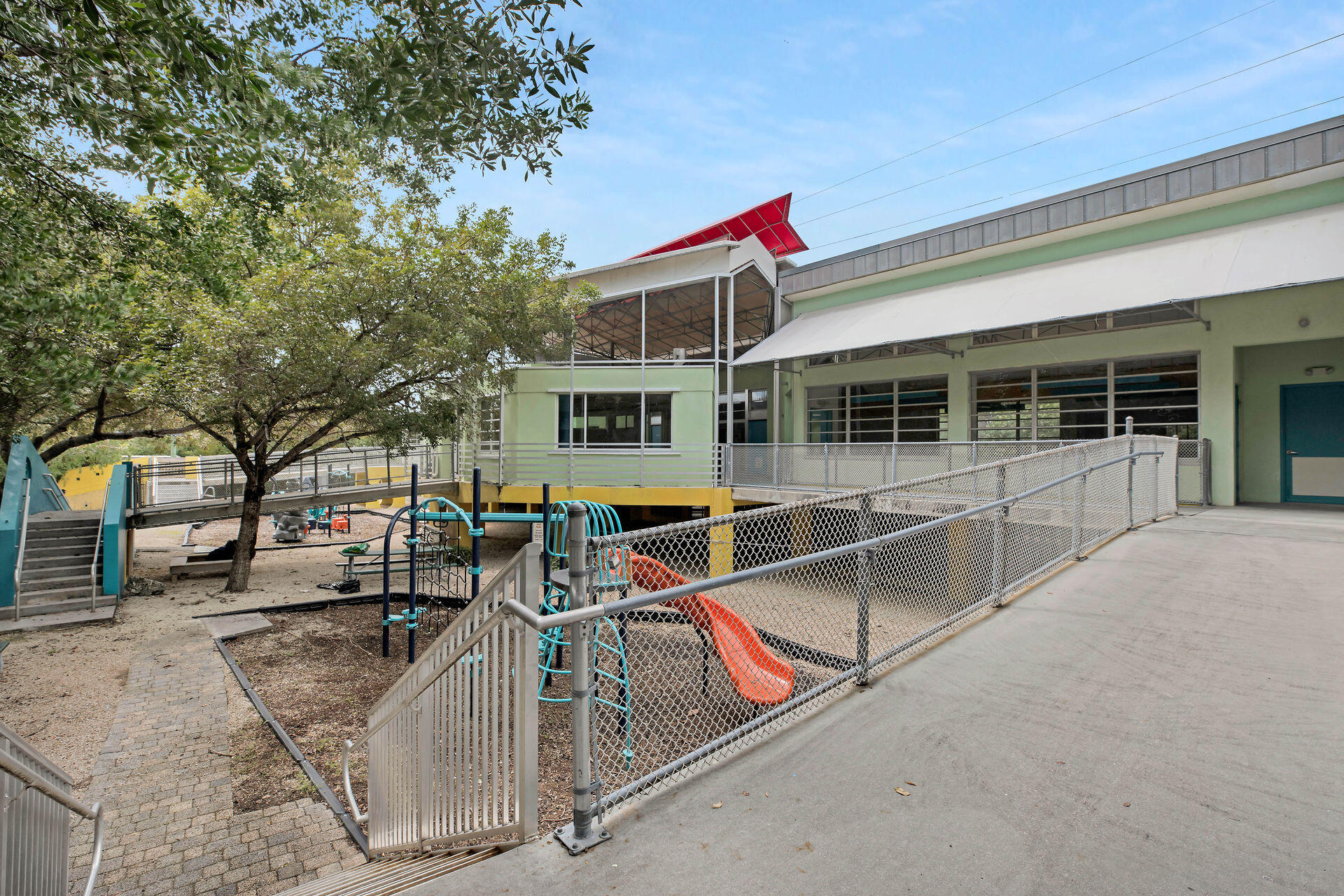 92295 Old State Road Unit: 4A