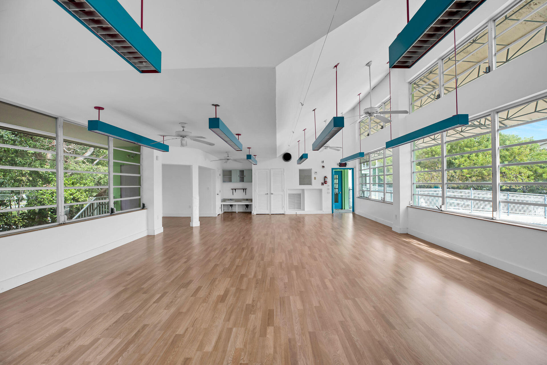 92295 Old State Road Unit: 4A