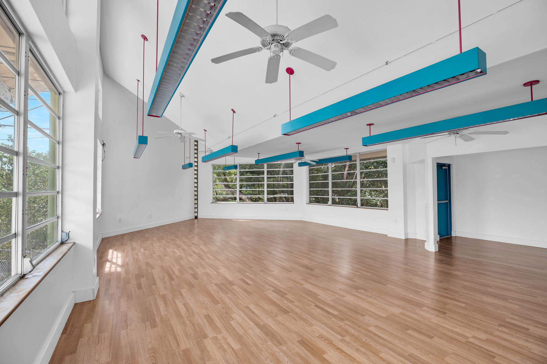 92295 Old State Road Unit: 4A