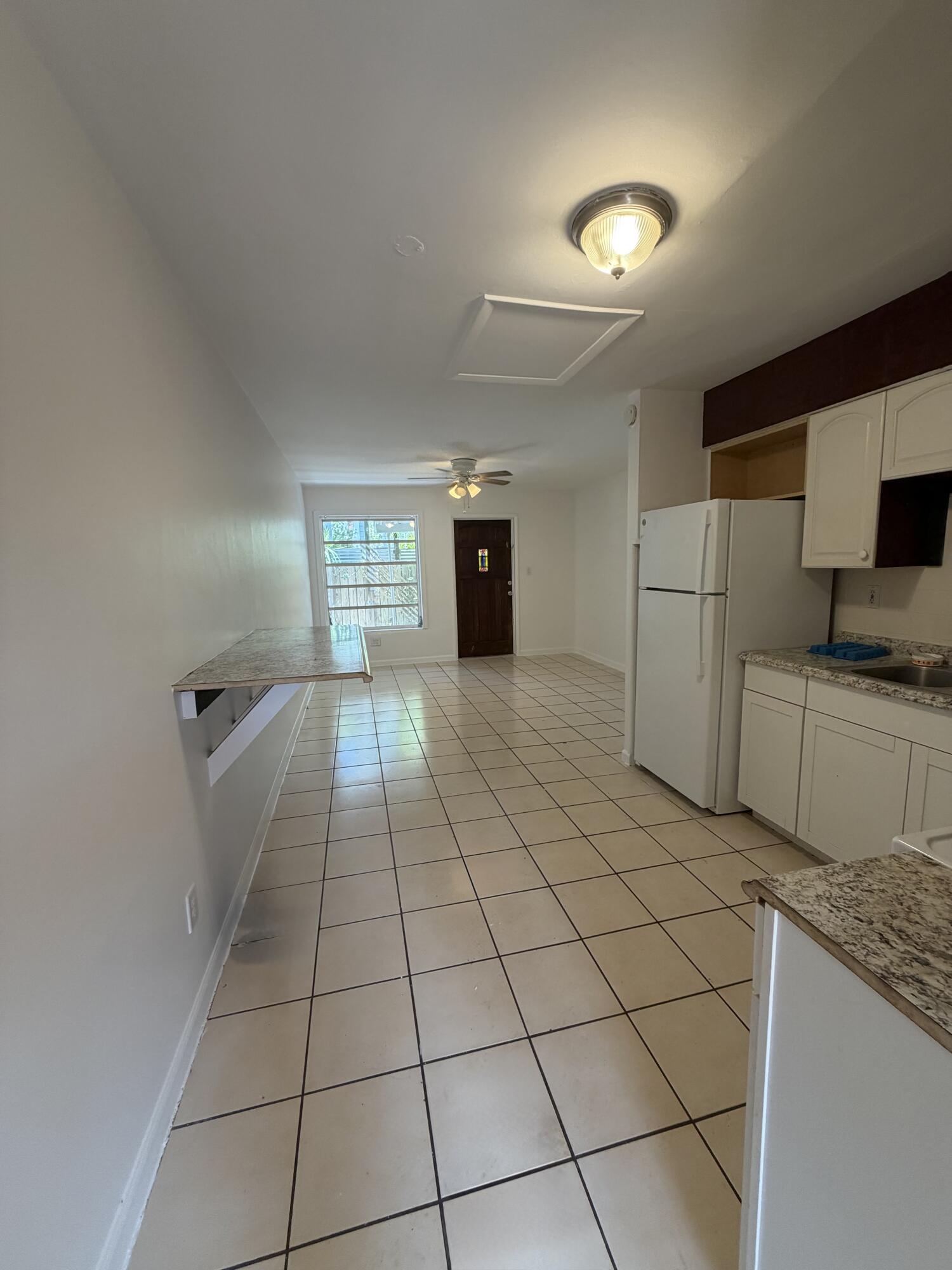 1614 Dennis Street Unit: B