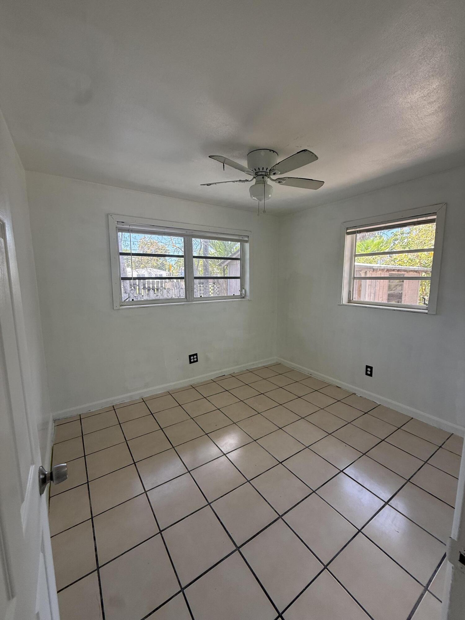 1614 Dennis Street Unit: B