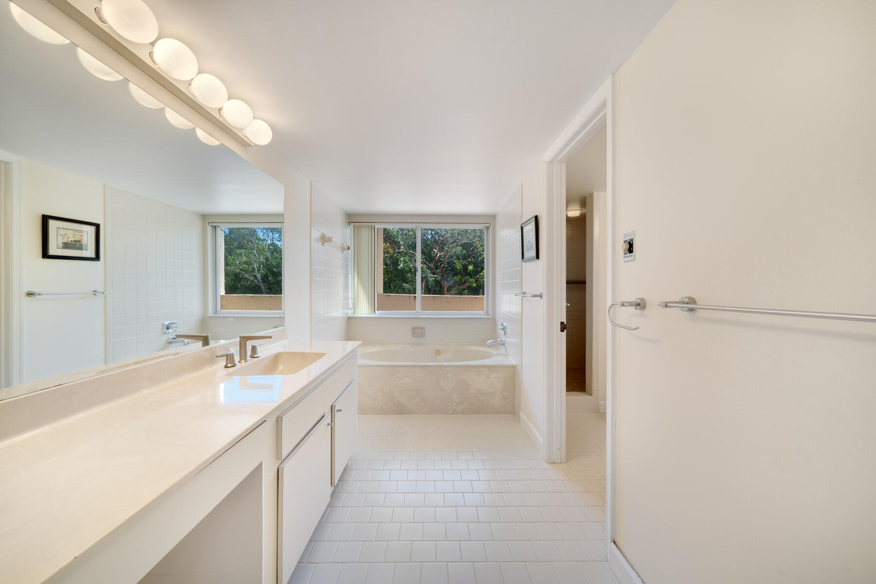 80450 Overseas Highway Unit: 204
