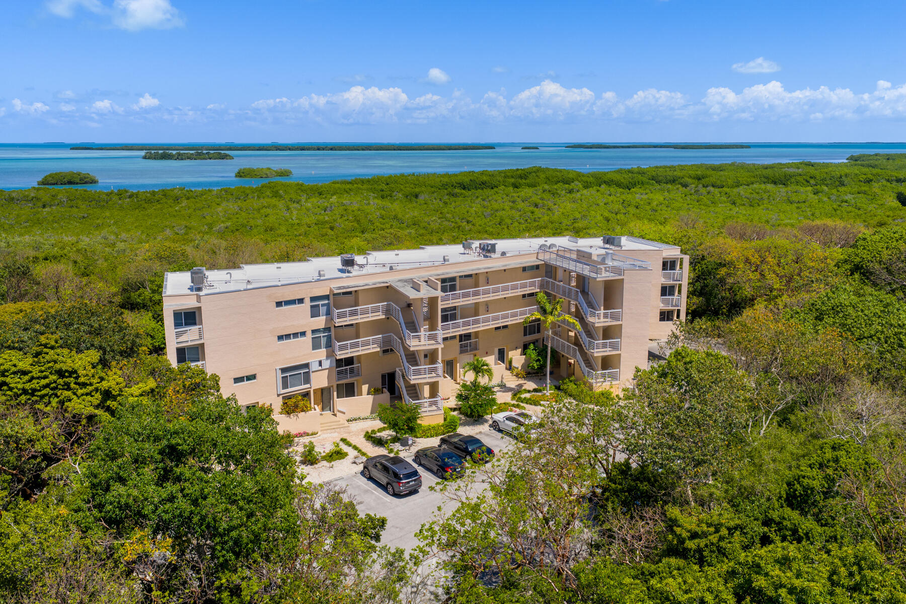 80450 Overseas Highway Unit: 204