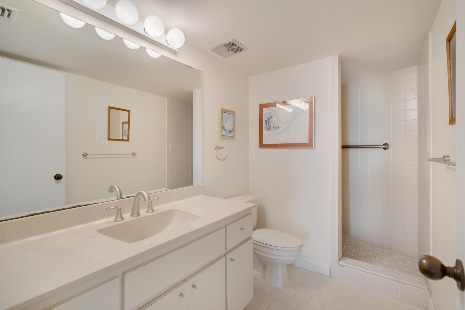 80450 Overseas Highway Unit: 204