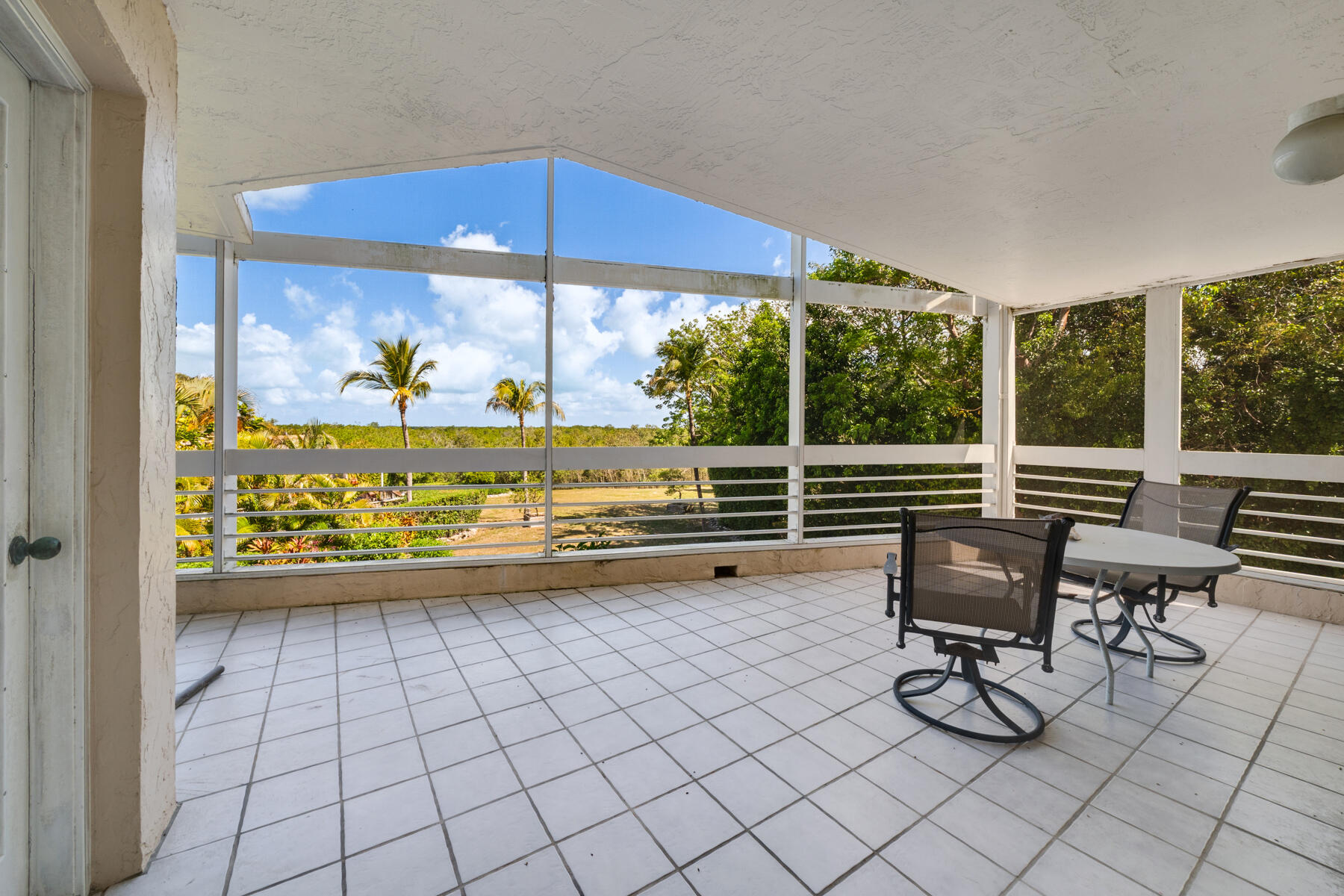 80450 Overseas Highway Unit: 204