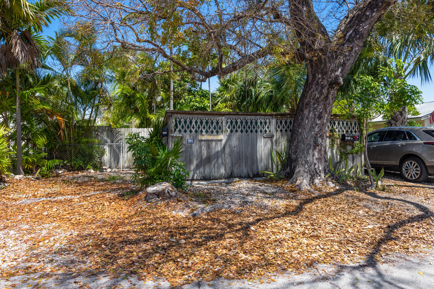 1911 Seidenberg Avenue