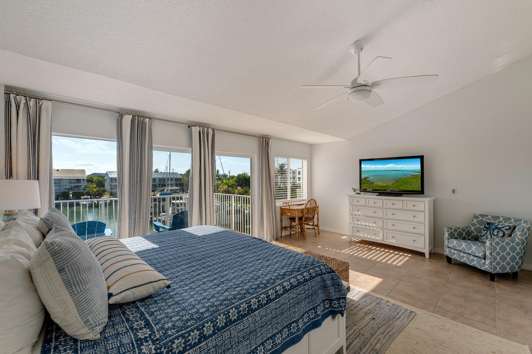 96 Avenue C Unit: 6