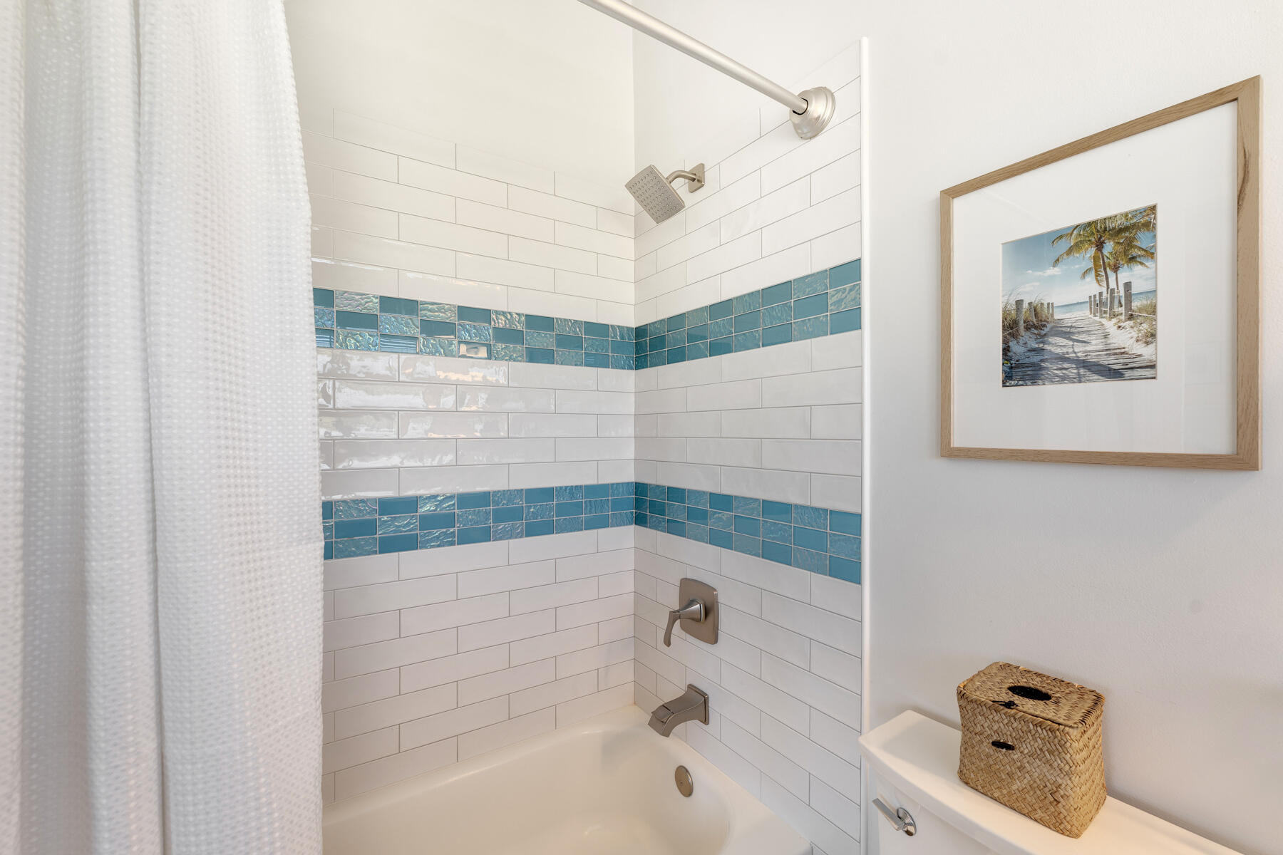 96 Avenue C Unit: 6