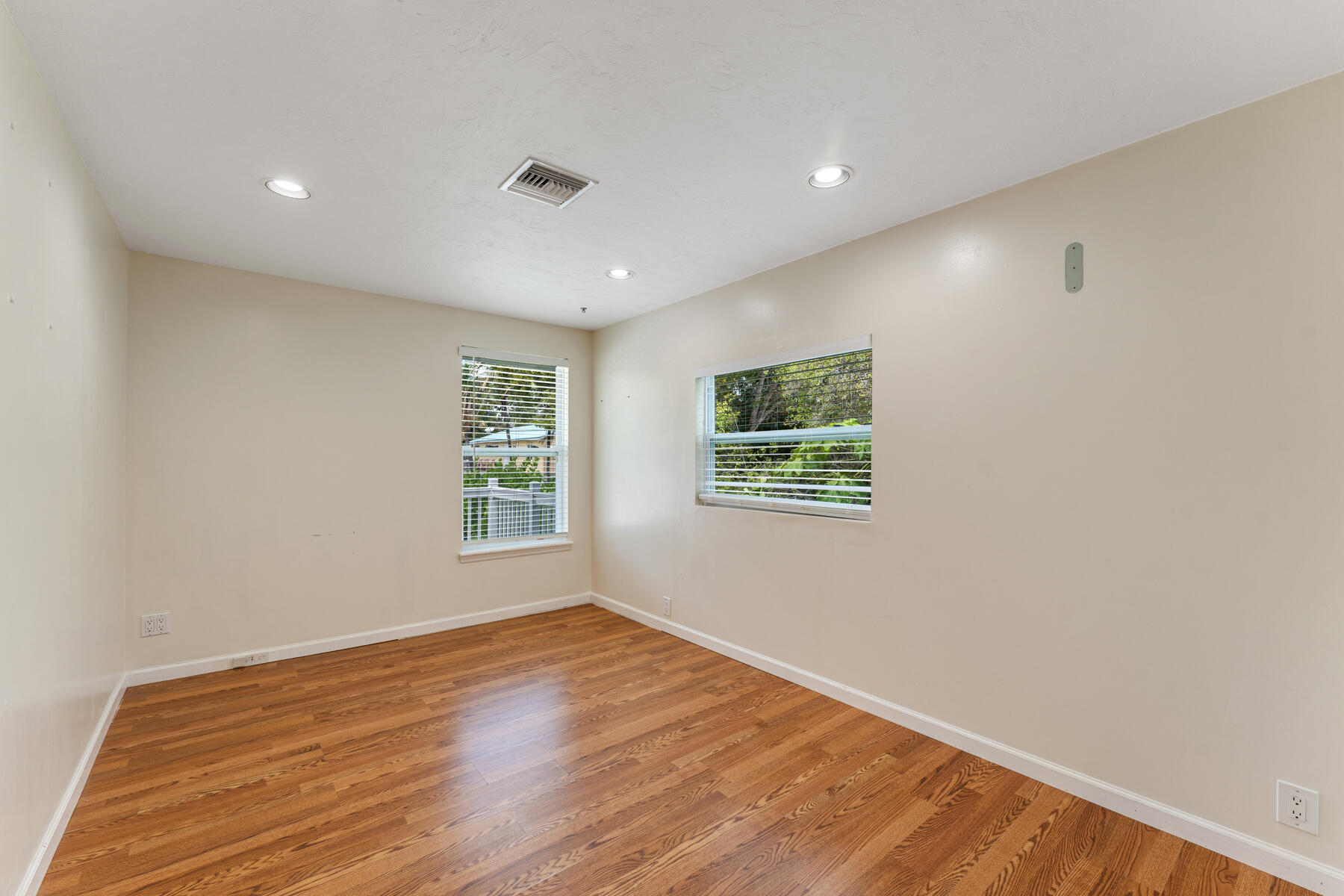 112 Peace Avenue