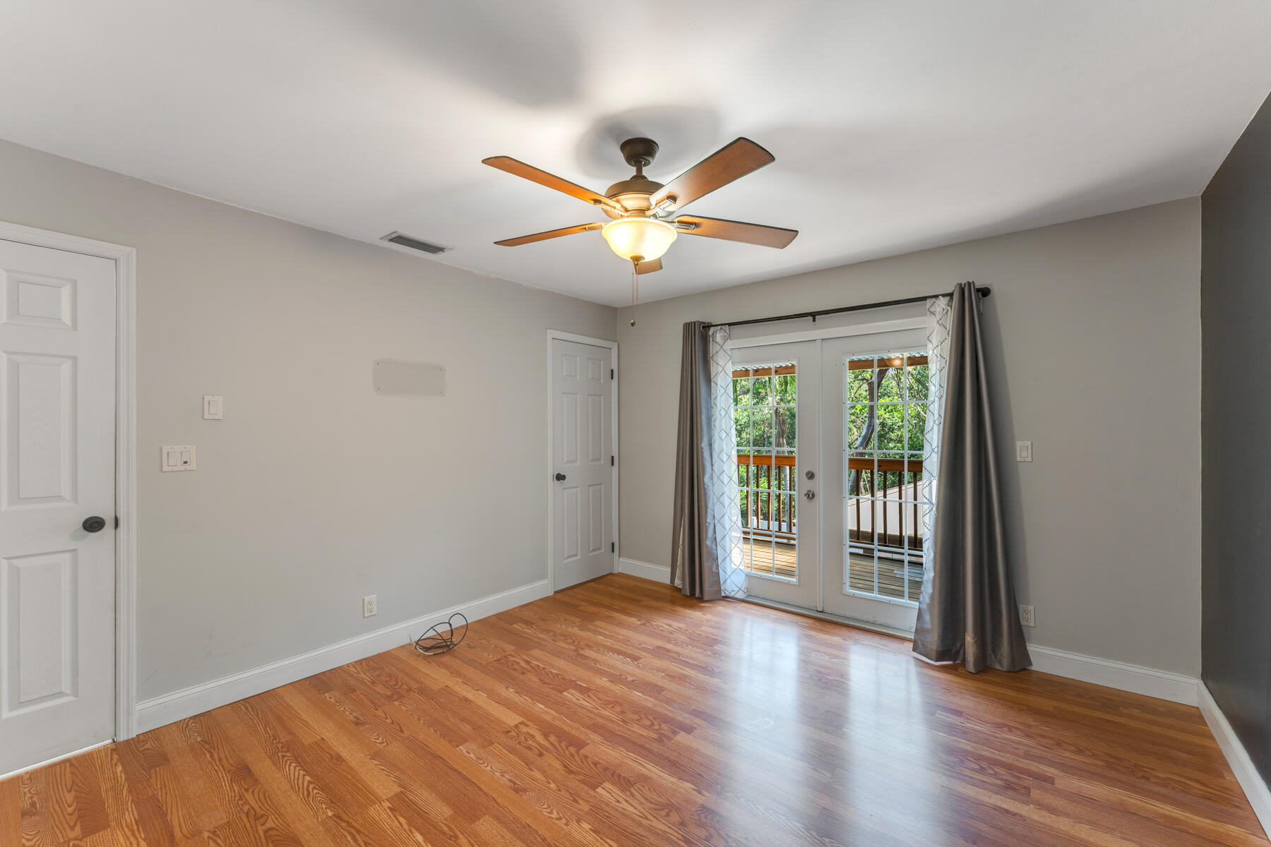 112 Peace Avenue