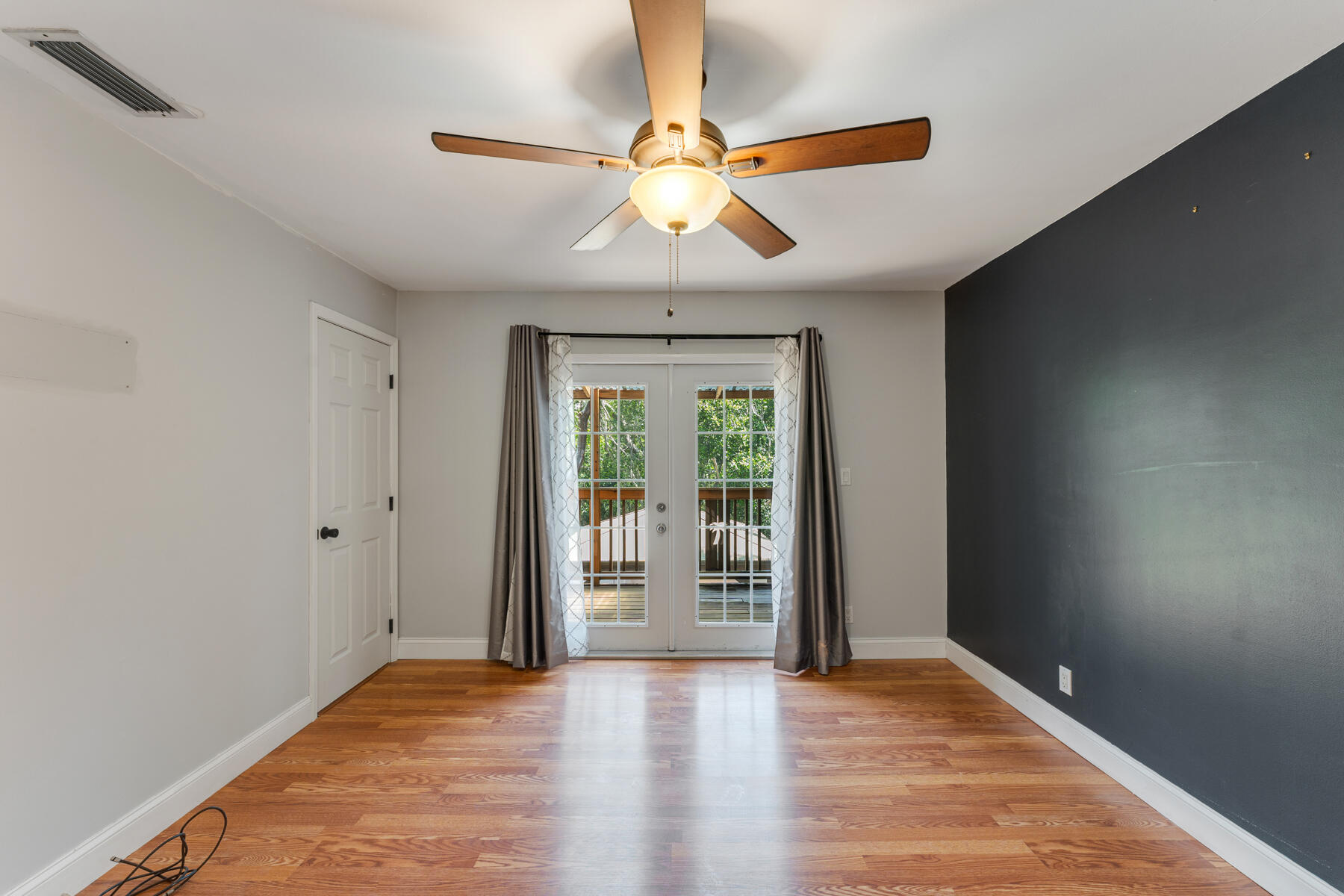 112 Peace Avenue
