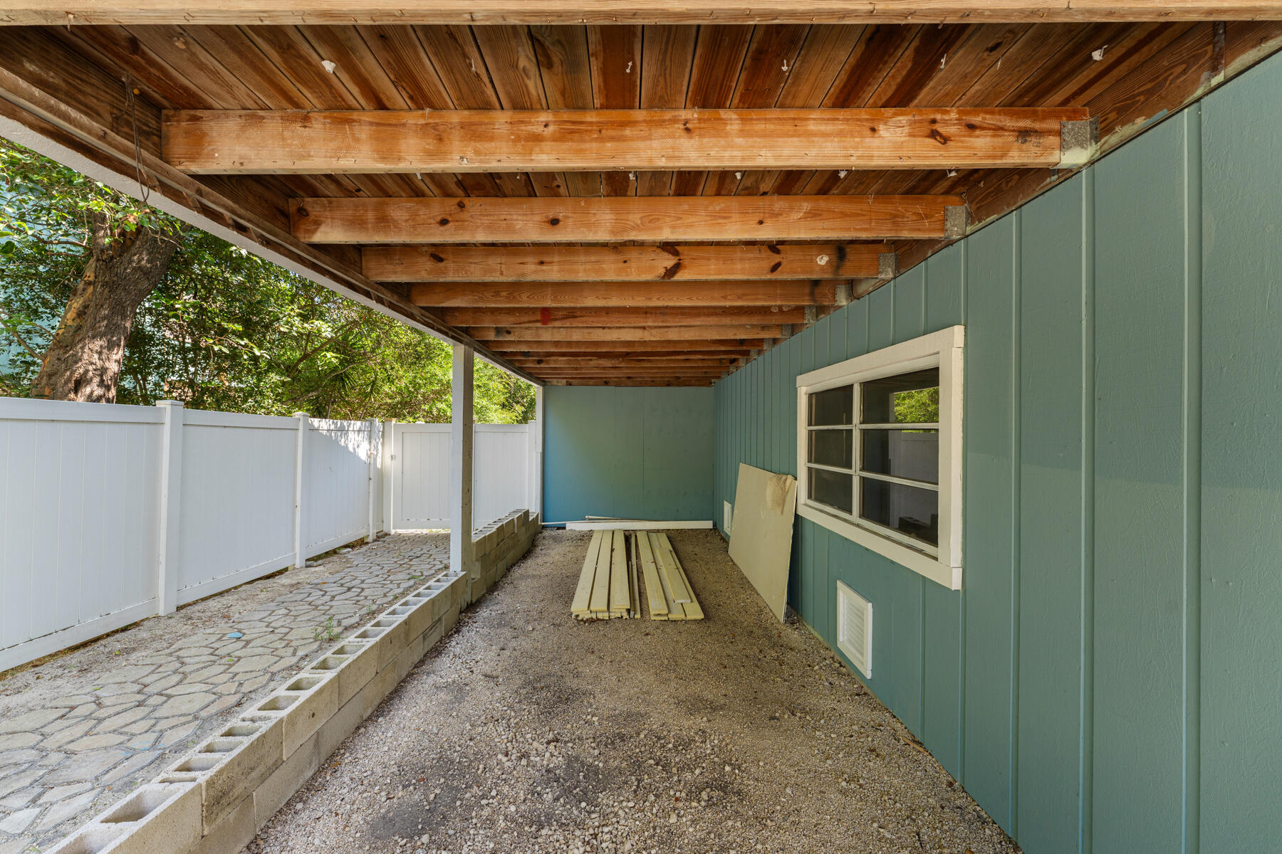 112 Peace Avenue