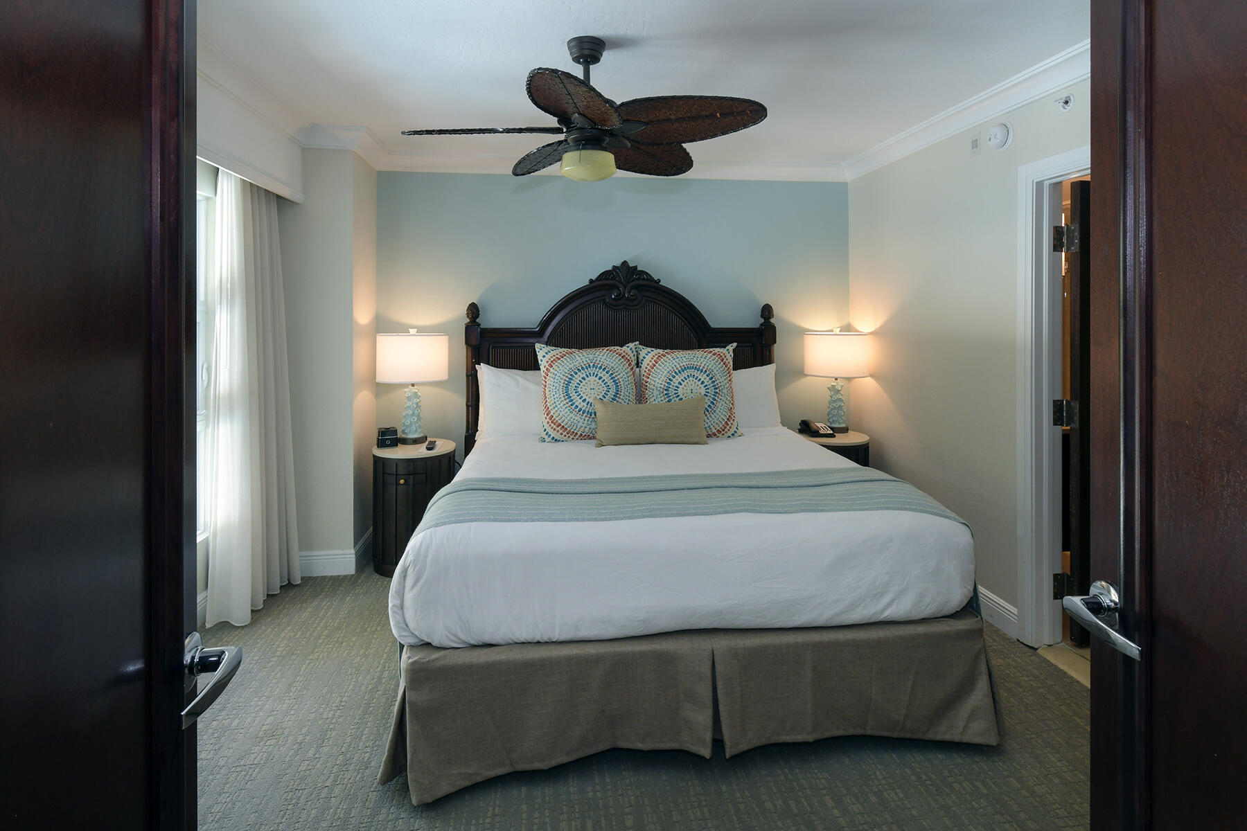 81801 Overseas Highway Unit: 637