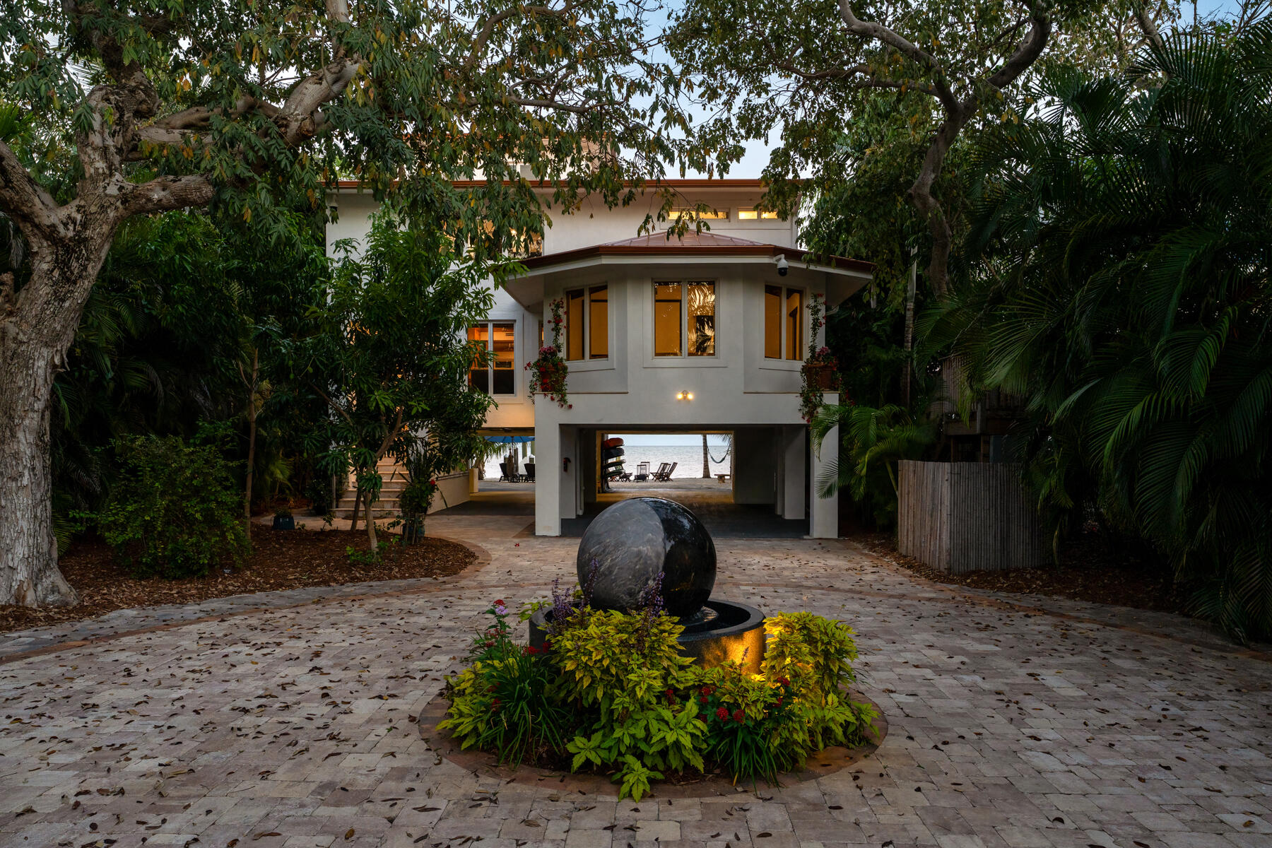58652 Overseas Highway