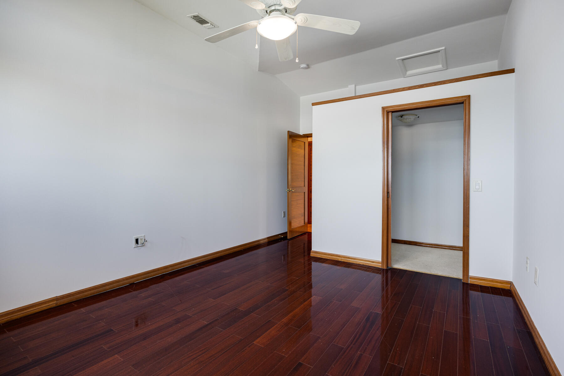 9 Mccoy Circle 9