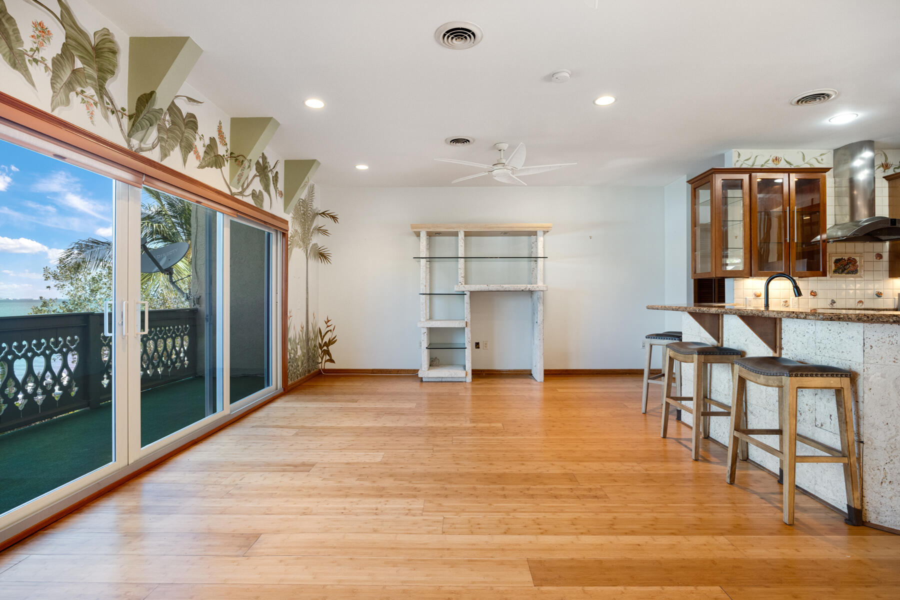 9 Mccoy Circle 9