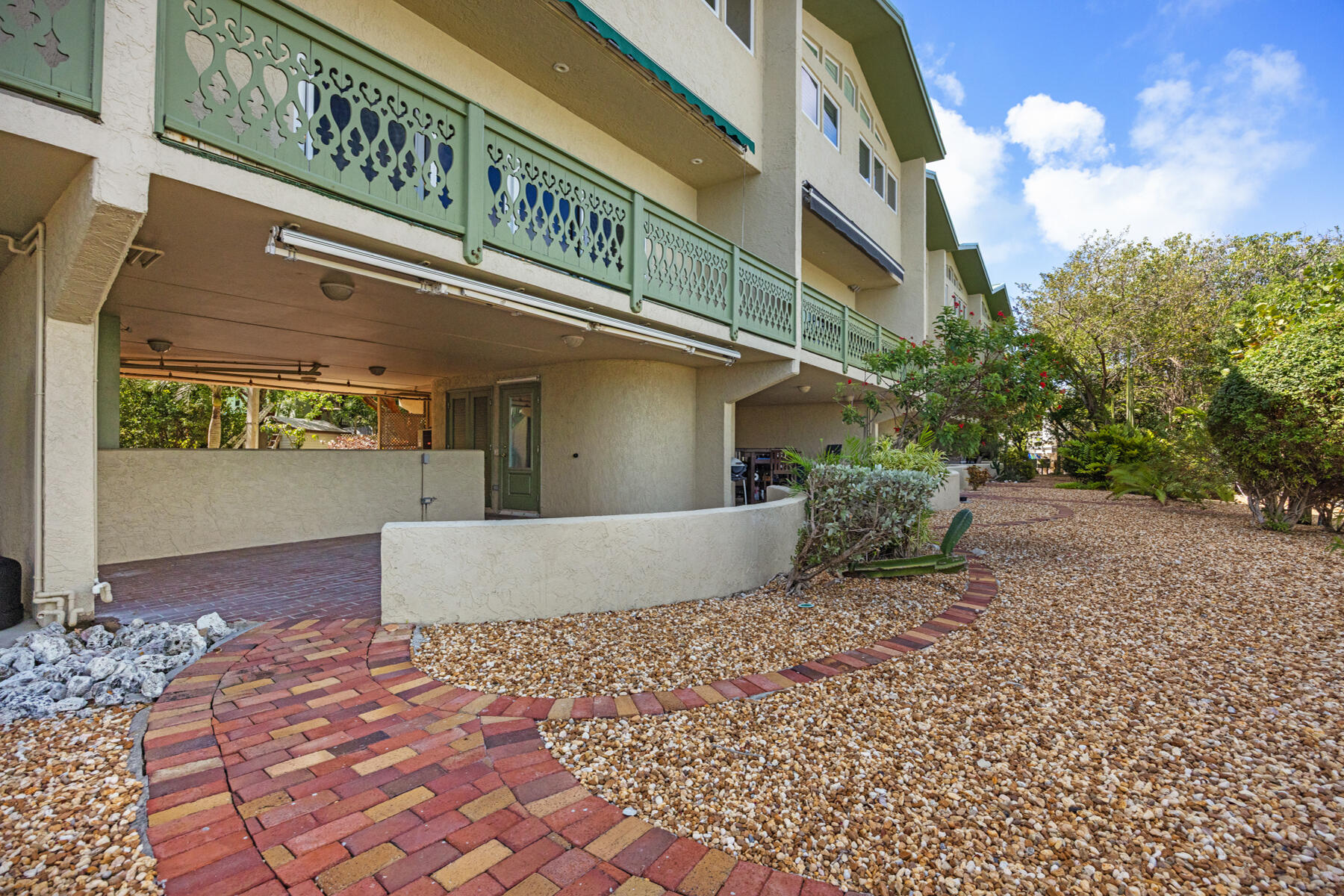 9 Mccoy Circle 9