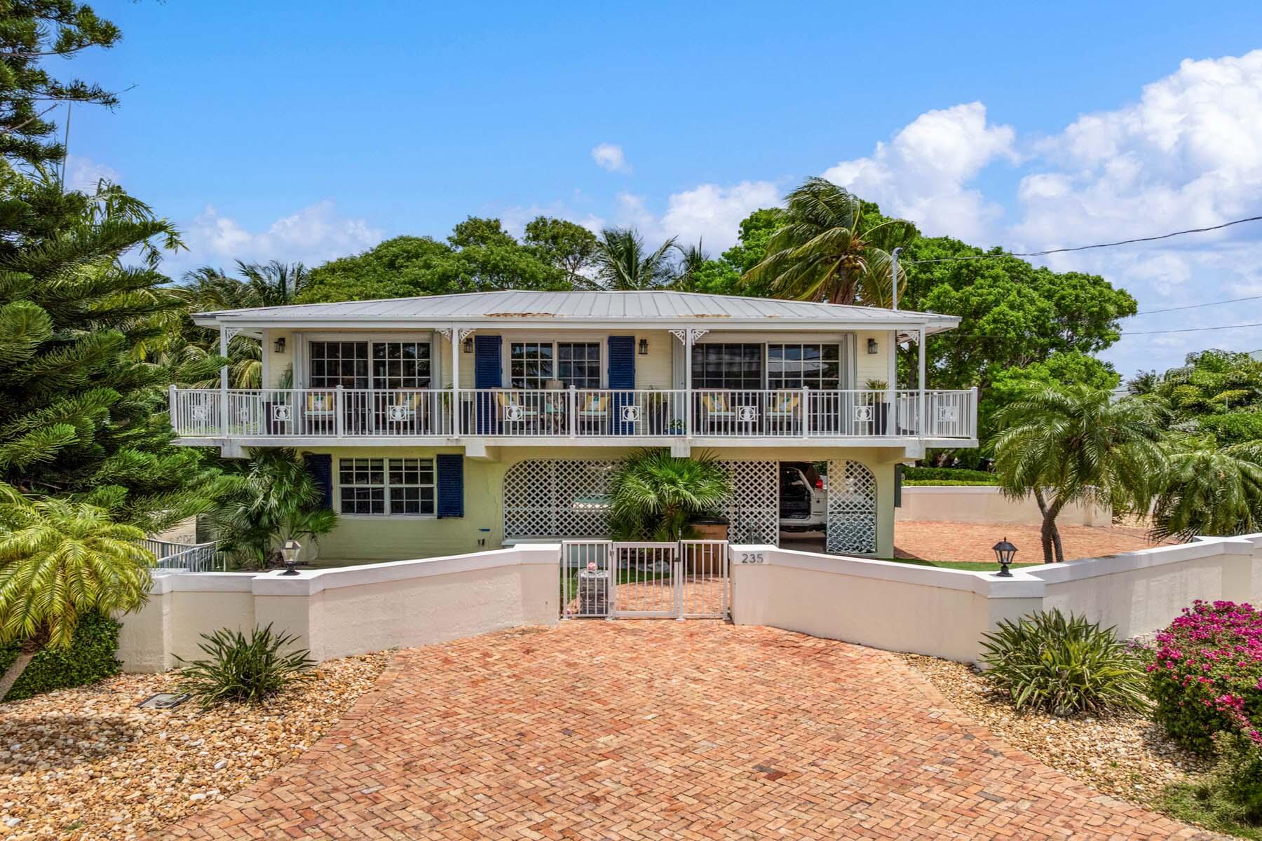 235 W Seaview Circle