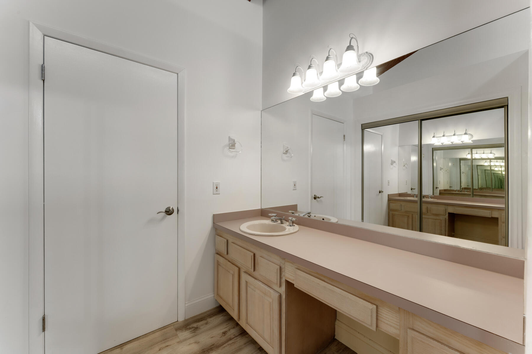 11563 4th Avenue Ocean