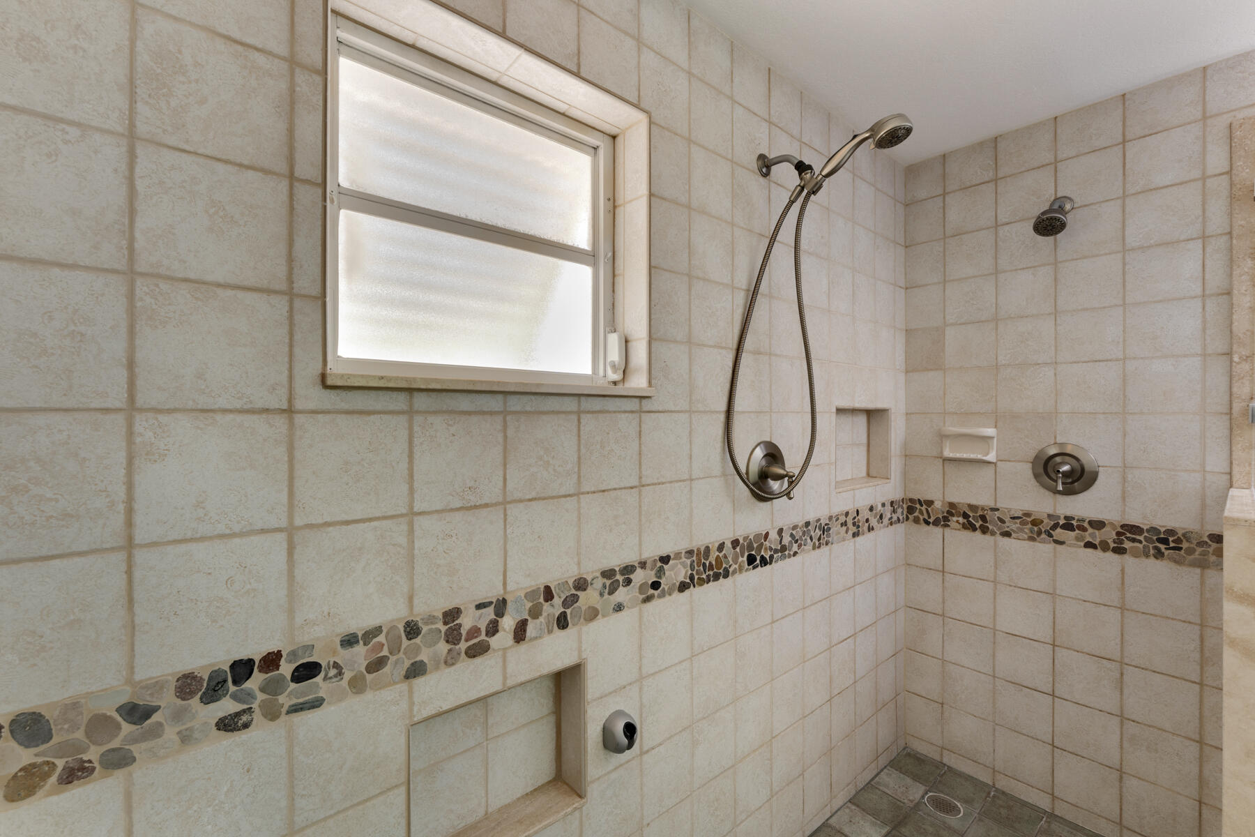 11563 4th Avenue Ocean